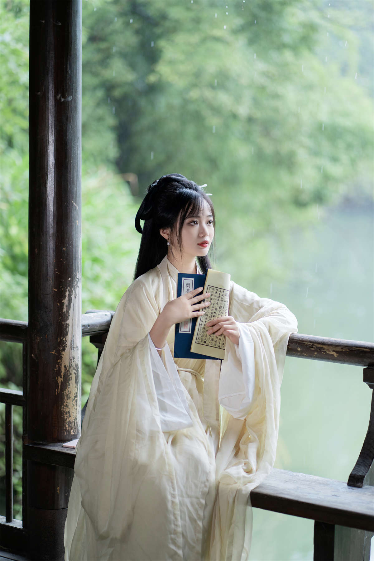 YITUYU艺图语 2023.11.22 白月光 小欧O插图1