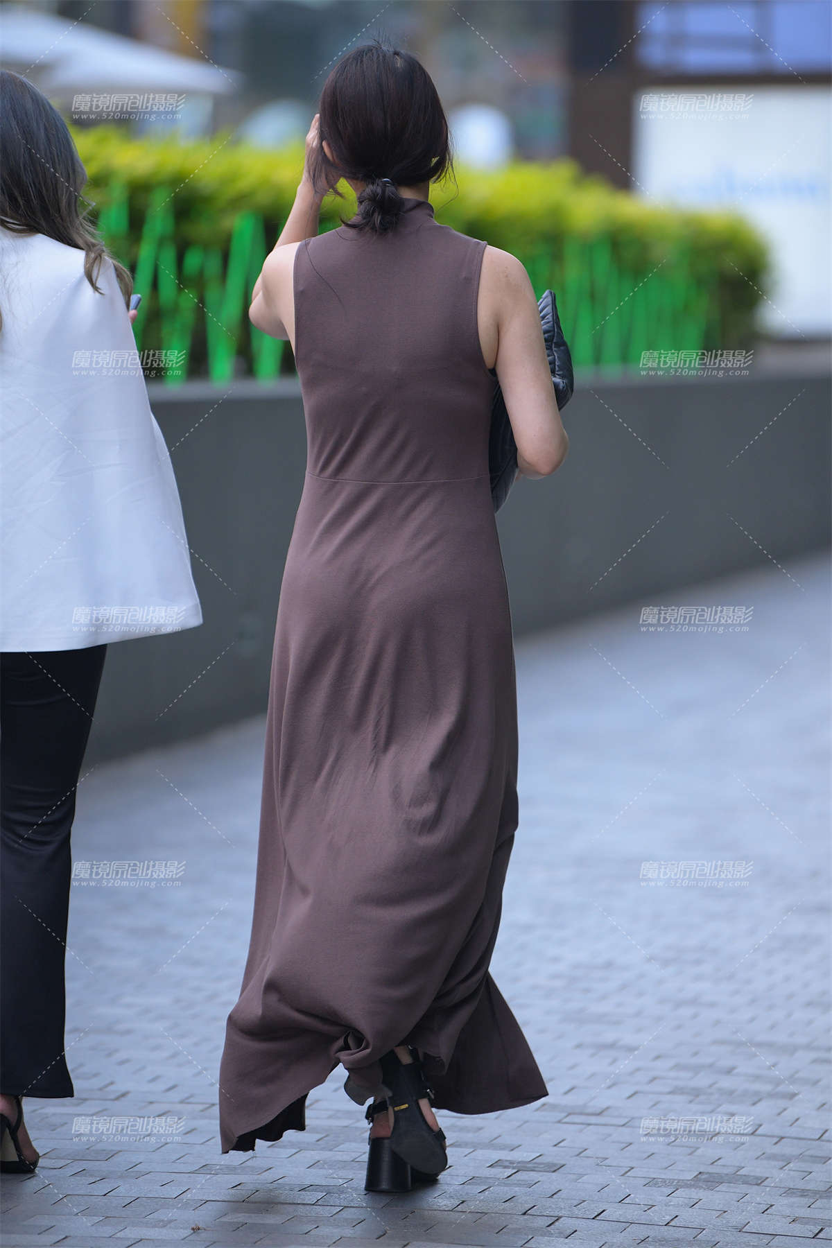 图片[2]-【街拍之魂赛帖】从容，优雅、温柔、腼腆，-日更街拍