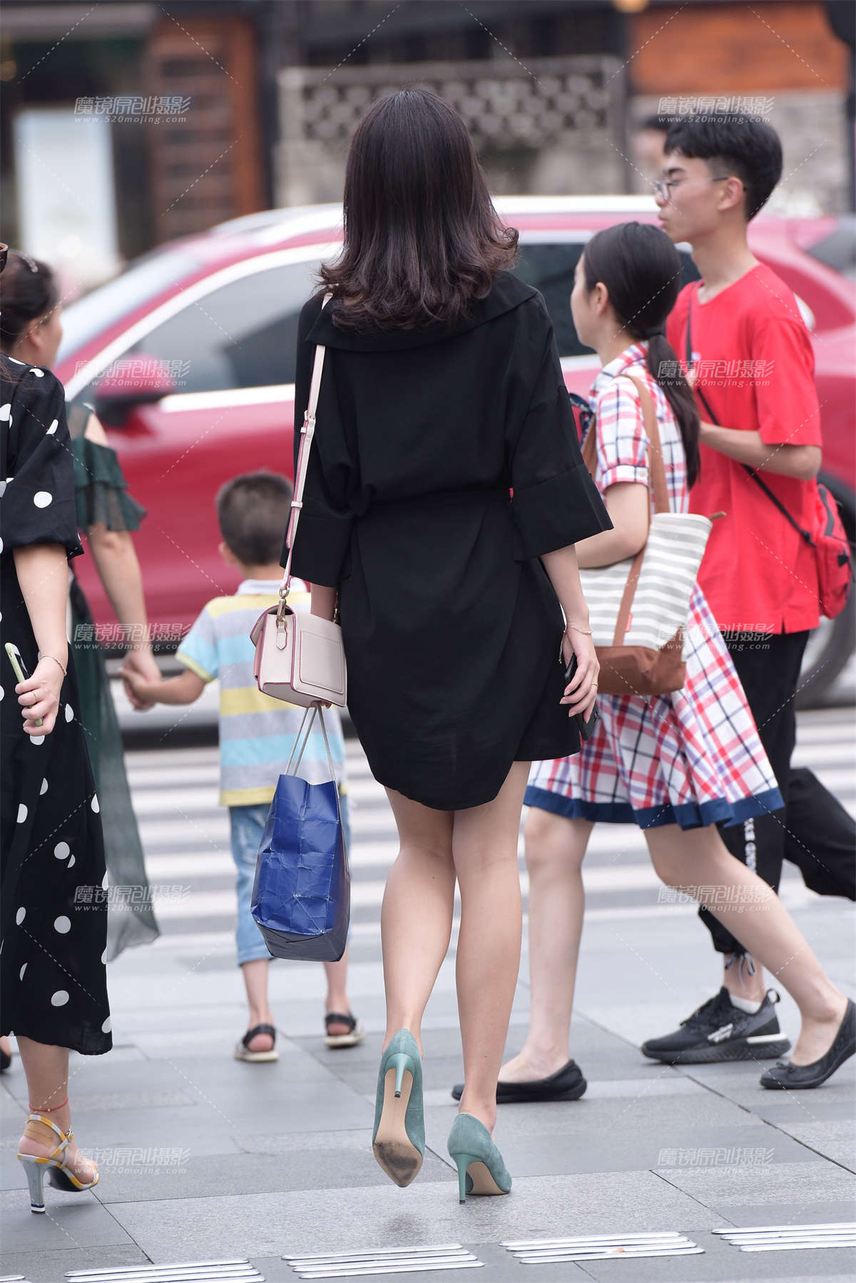 图片[2]-墨镜美女-日更街拍