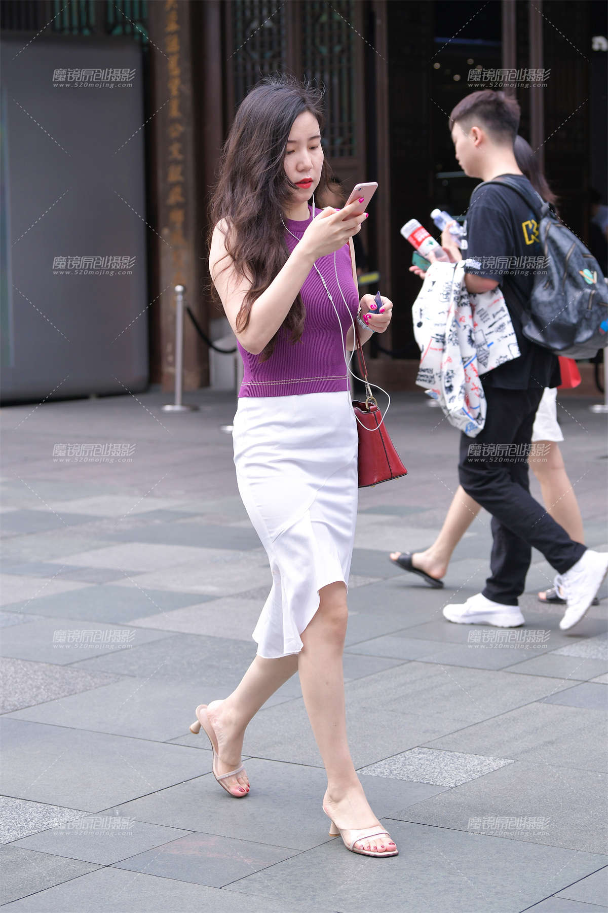 性感白色包臀裙__~~-日更街拍