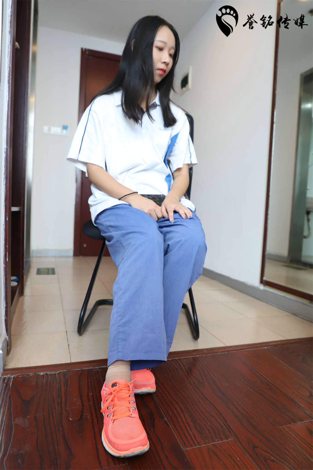 誉铭传媒 2018年-第一百七十期-日更街拍