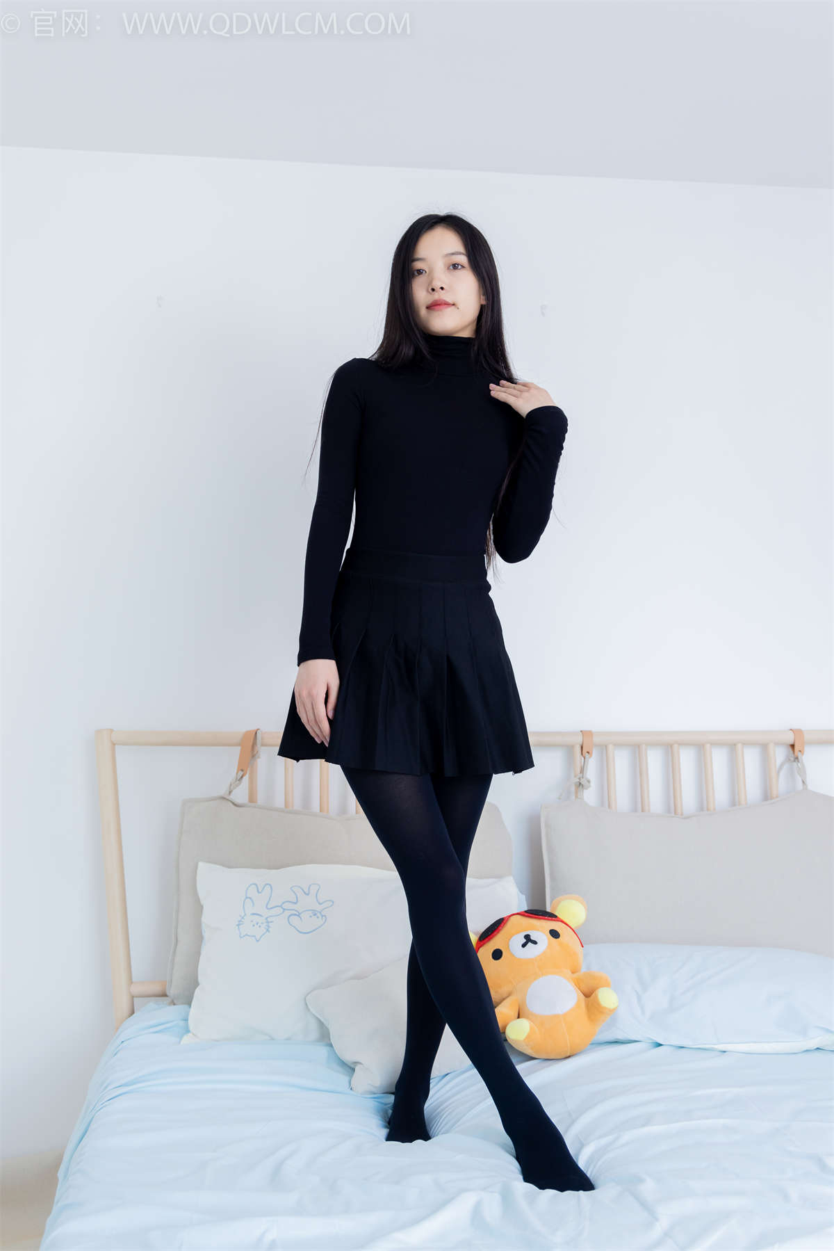 物恋传媒 NO.2137 茯苓-一起出逃-日更街拍