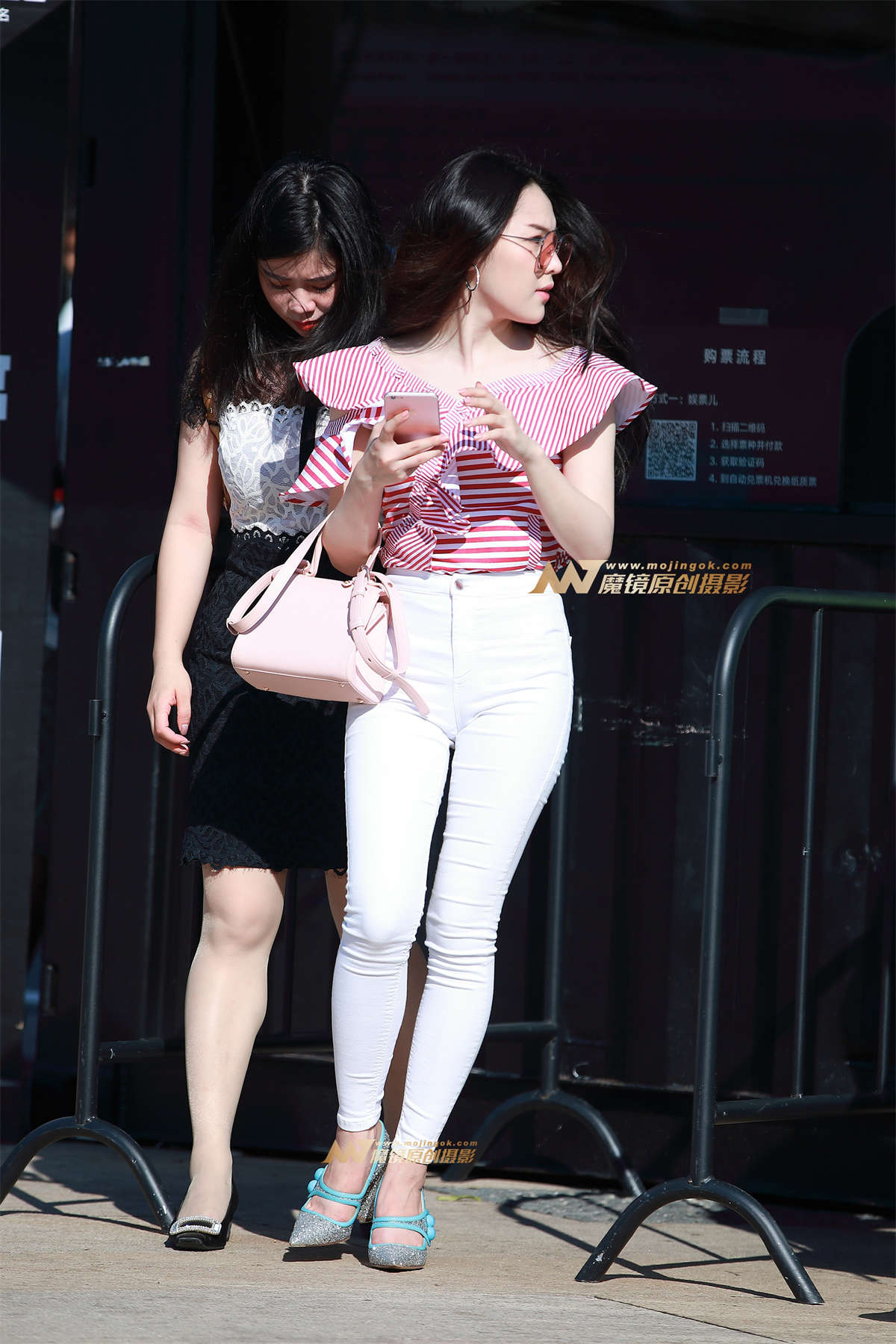 紧身裤，美女-日更街拍