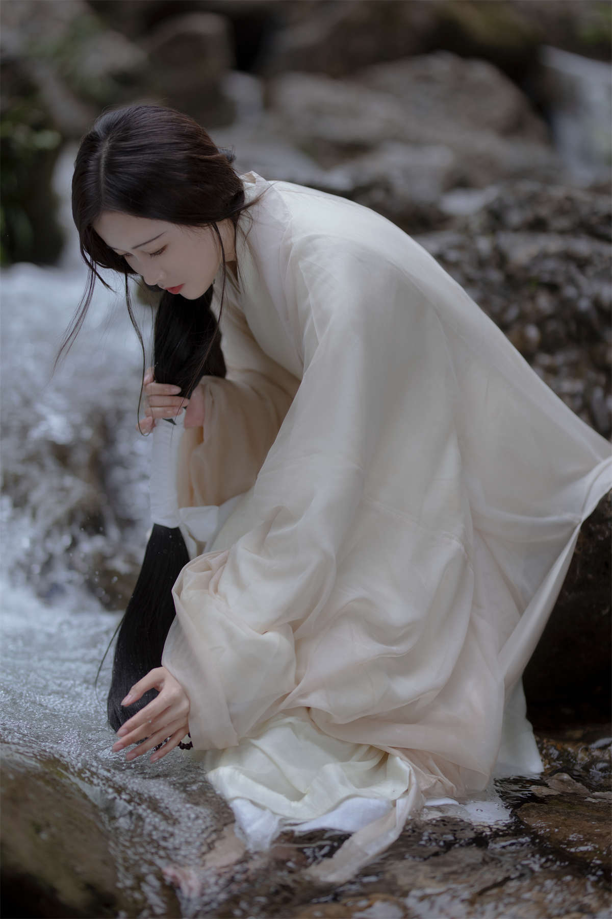 YITUYU艺图语 2023.04.19 青山隐 姌Rr插图1