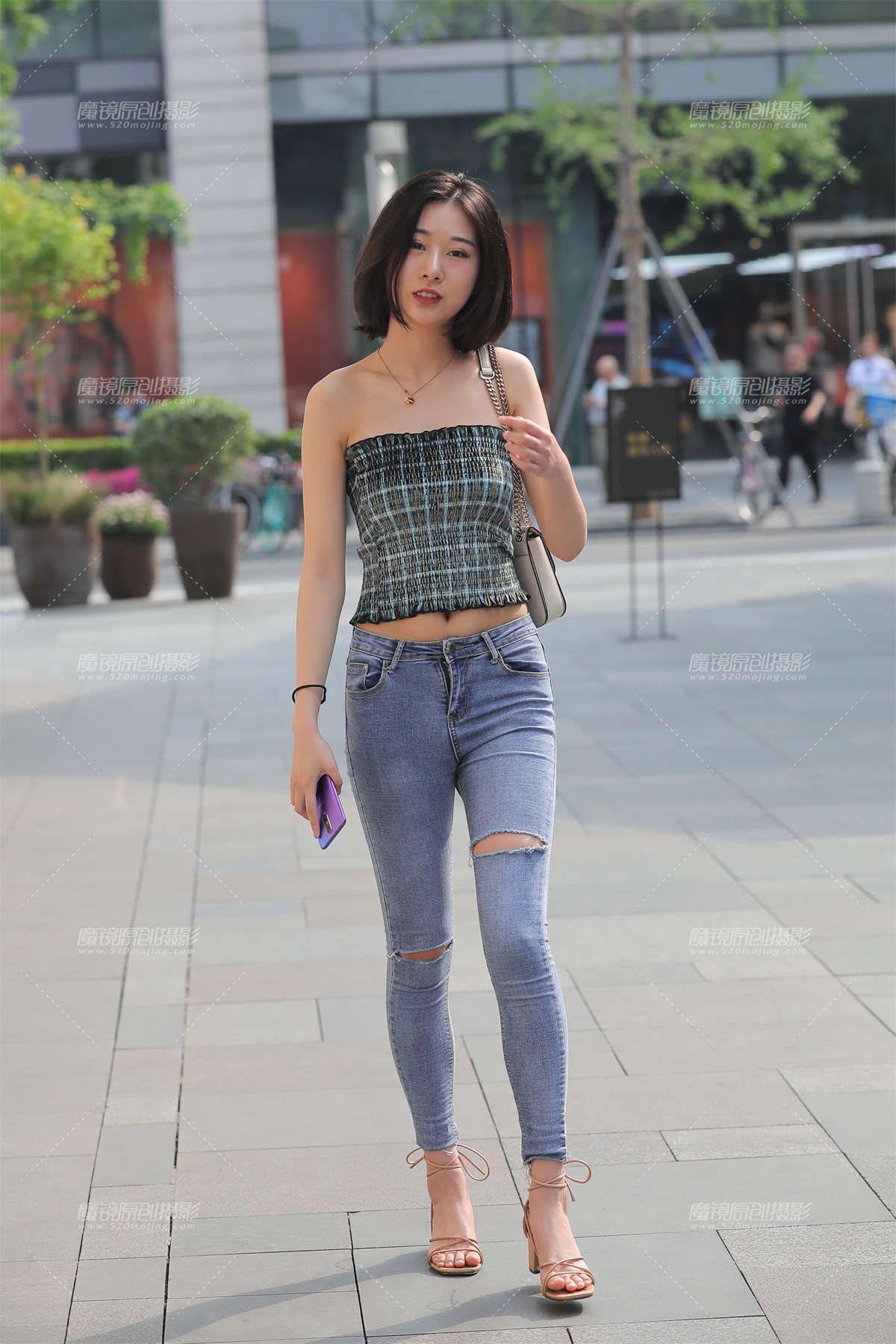 【补档】苗条紧身牛仔裤-日更街拍