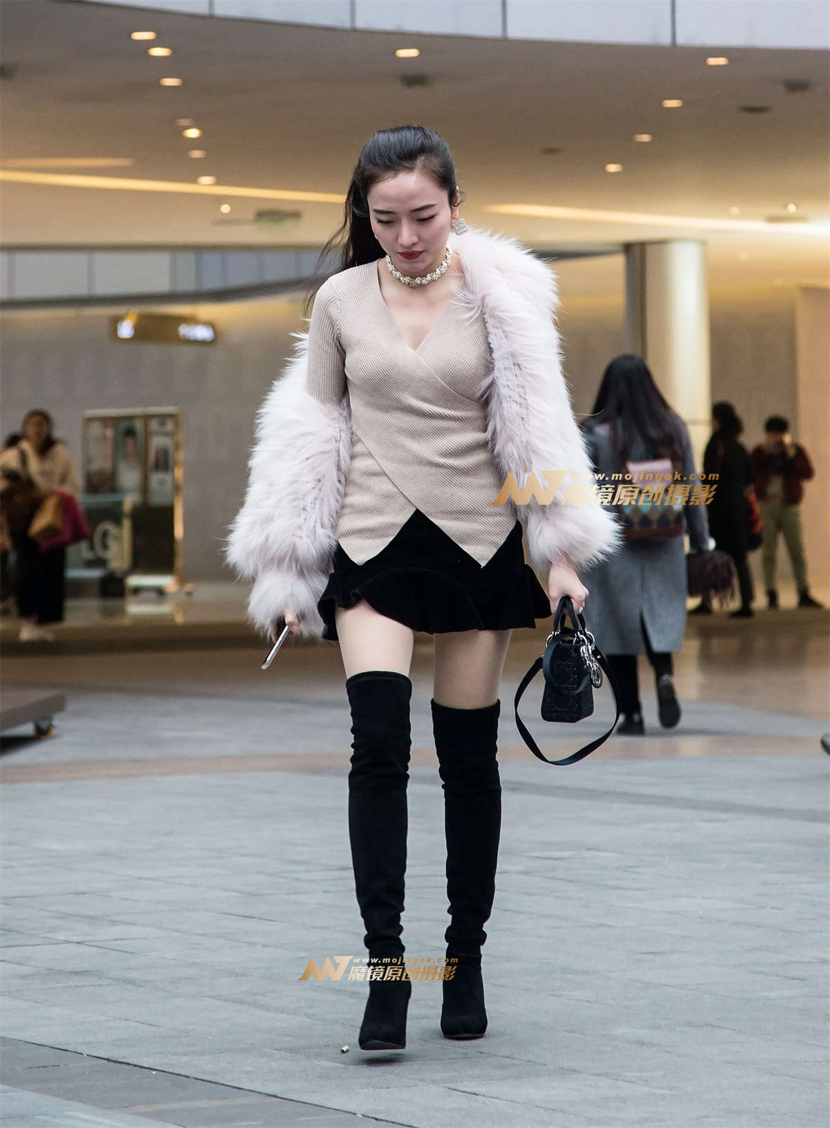 长靴美女-日更街拍