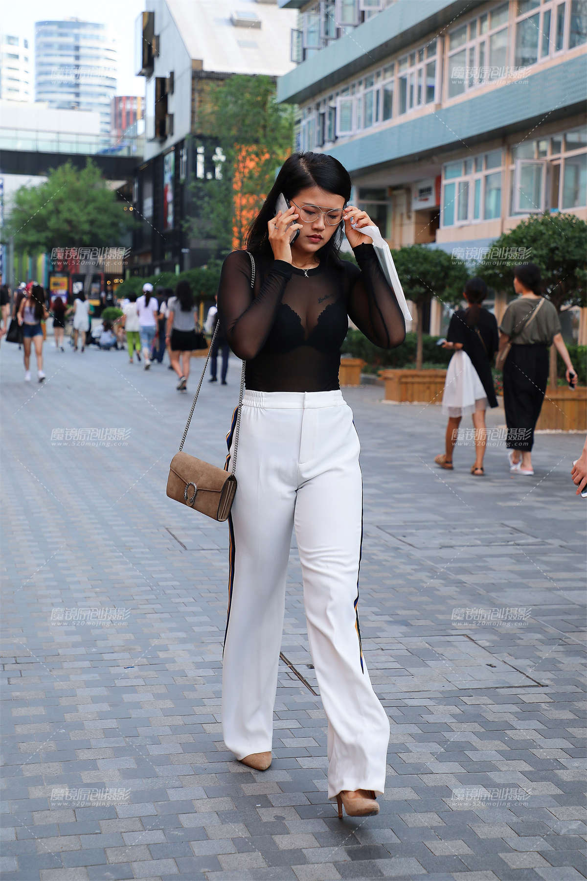 性感，透视的诱惑__-日更街拍