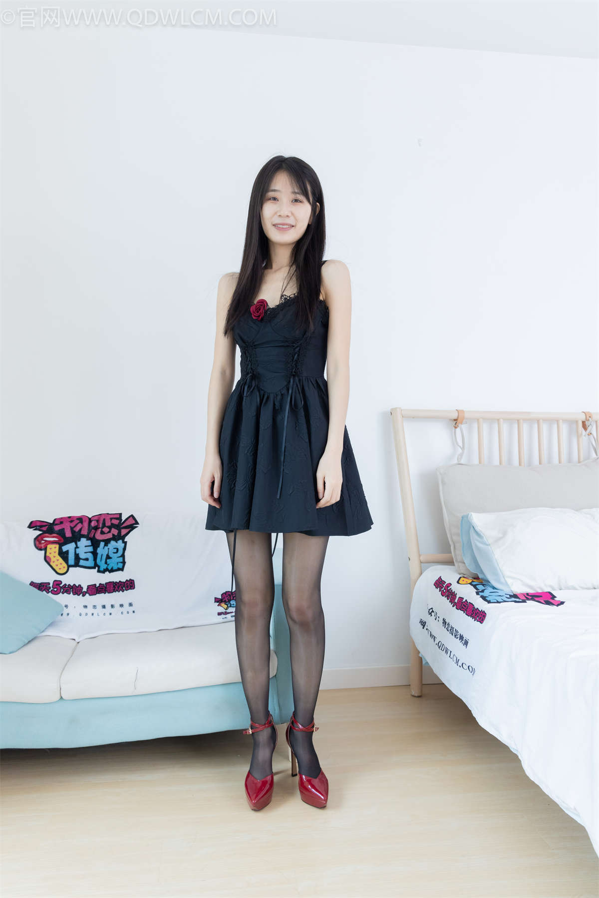 物恋传媒 NO.2140 菜菜-恬恬的你-日更街拍