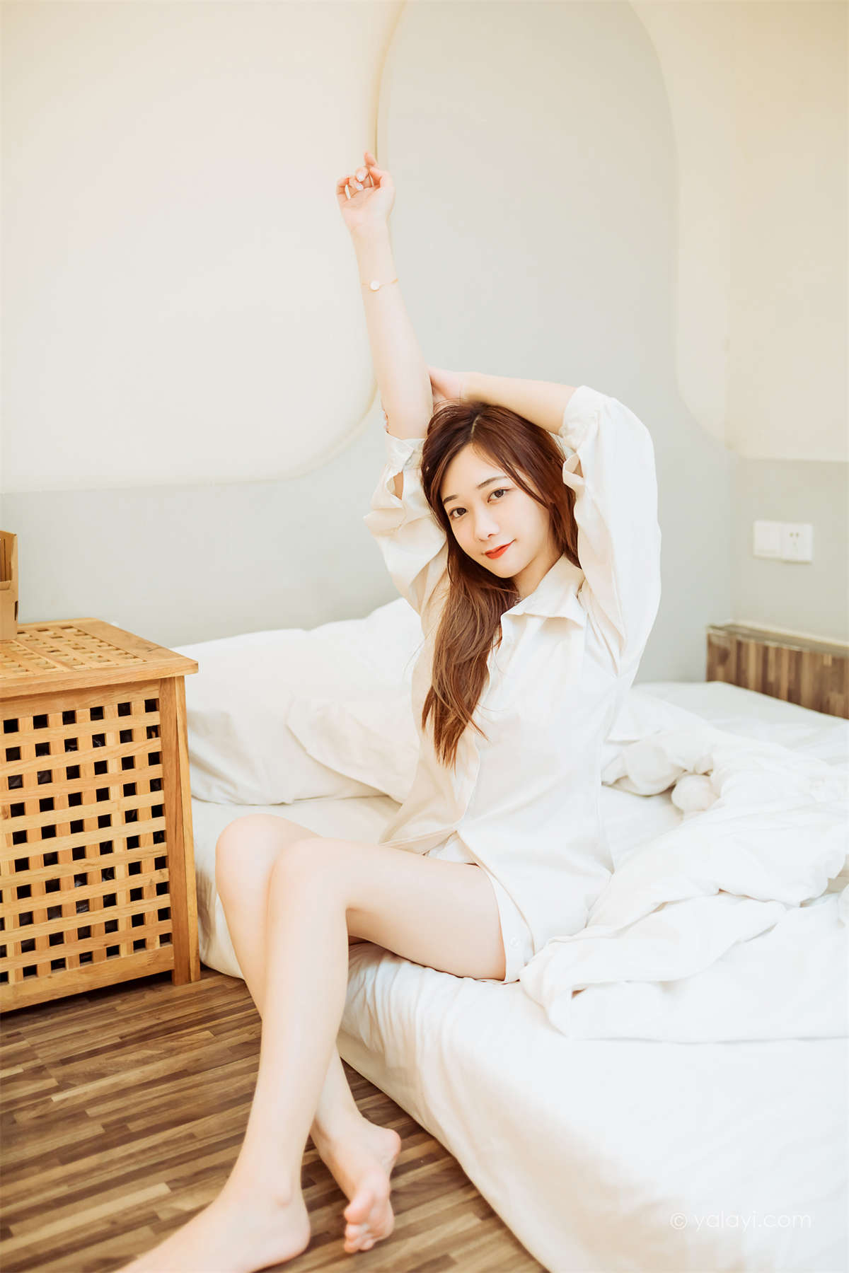 YALAYI雅拉伊2022.04.15 NO.921 珍惜每一天 夜夜-日更街拍