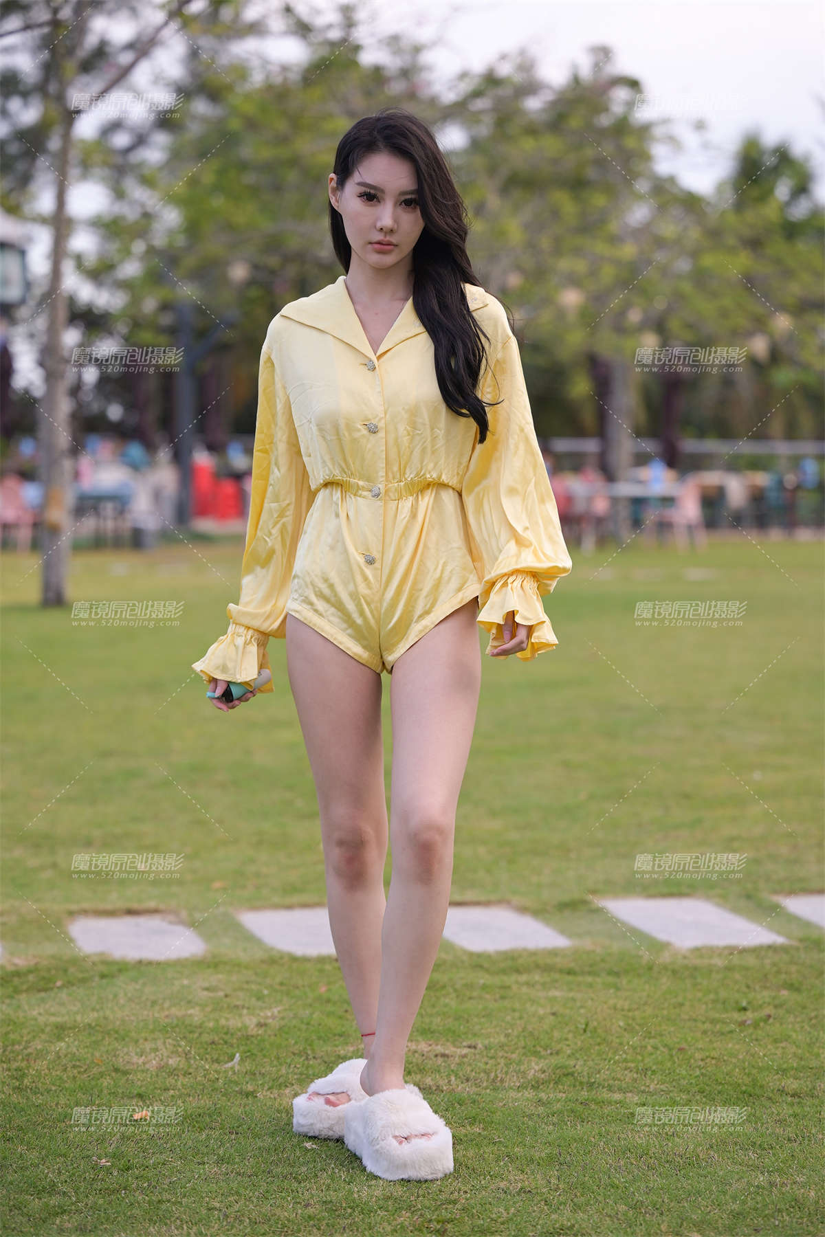 图片[2]-我不是你的“皇后”-日更街拍