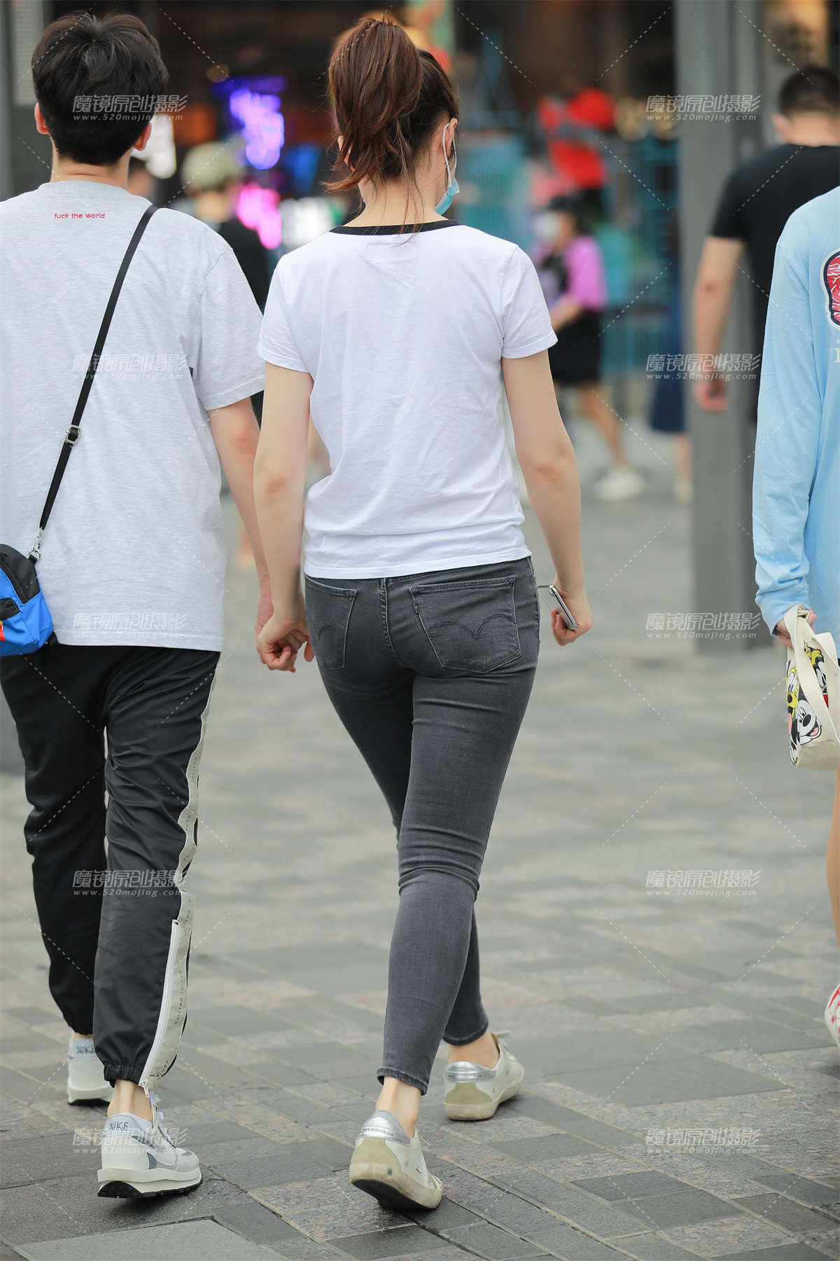 图片[2]-黑色紧牛小姐姐-日更街拍