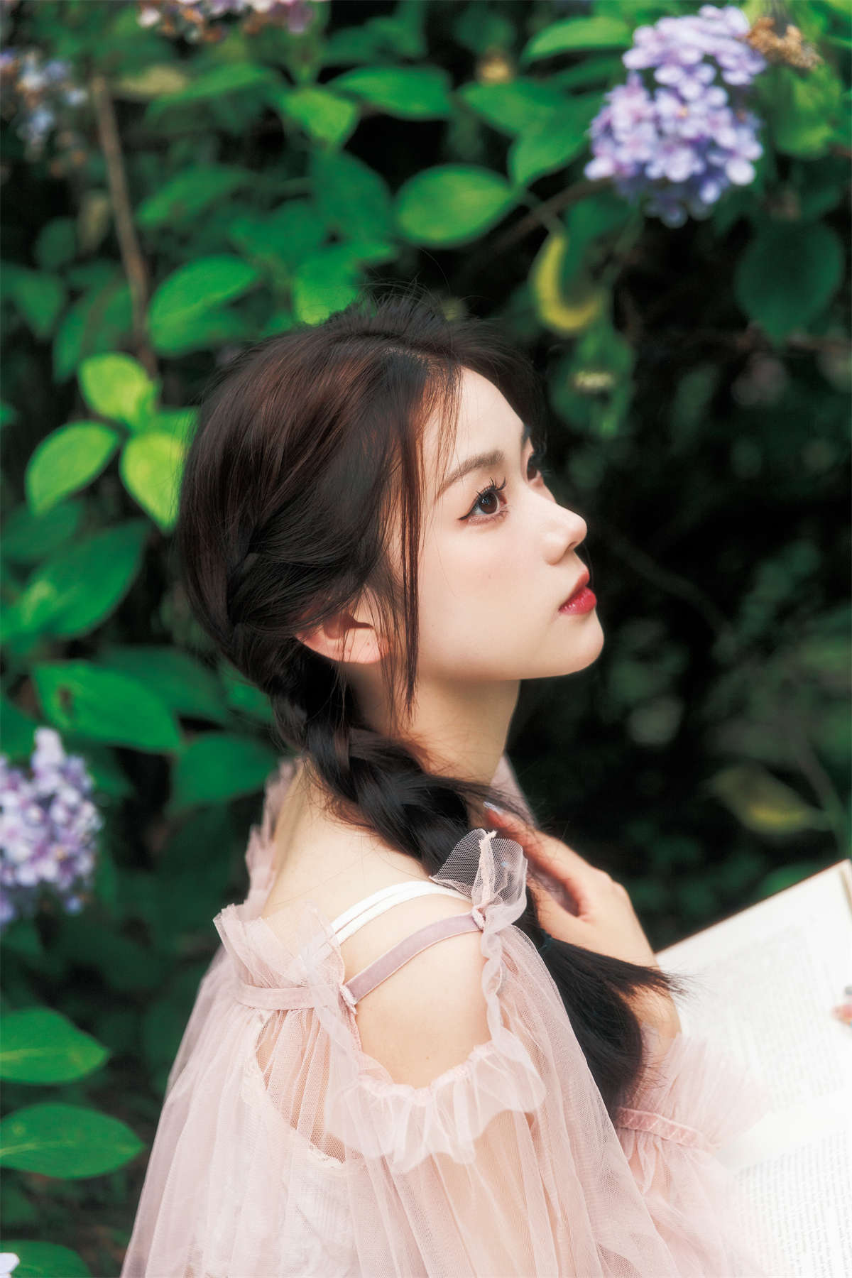 YITUYU艺图语 2023.07.29 花园里的夏天 小北-日更街拍