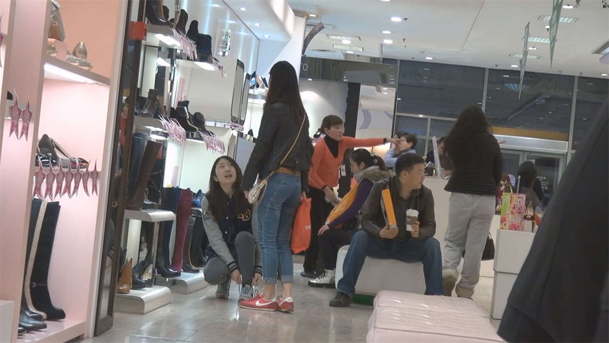 图片[2]-只要脚好看，高跟平底总相宜-日更街拍