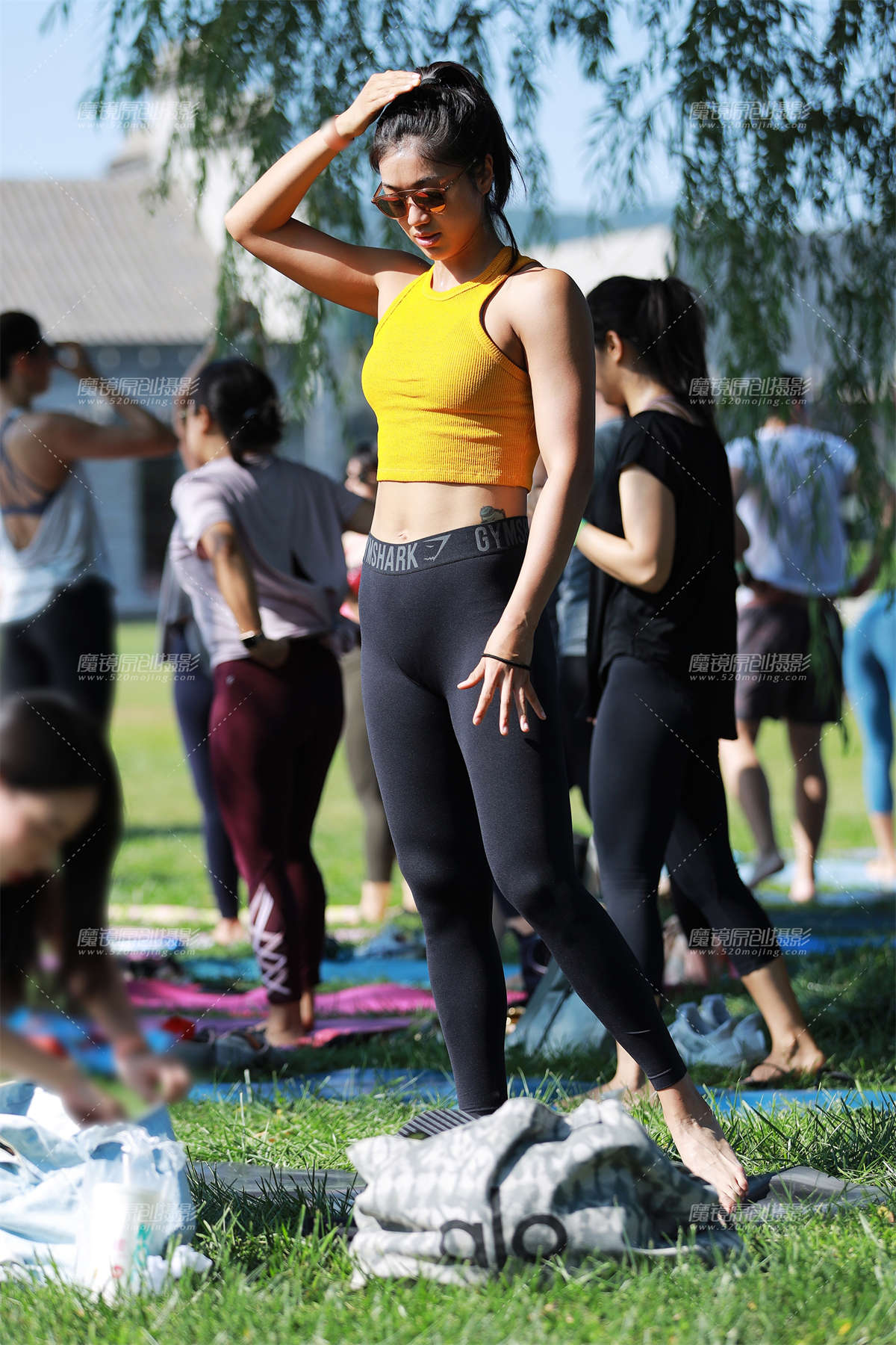 图片[2]-【小默赛帖】★逆光瑜伽美女★-日更街拍
