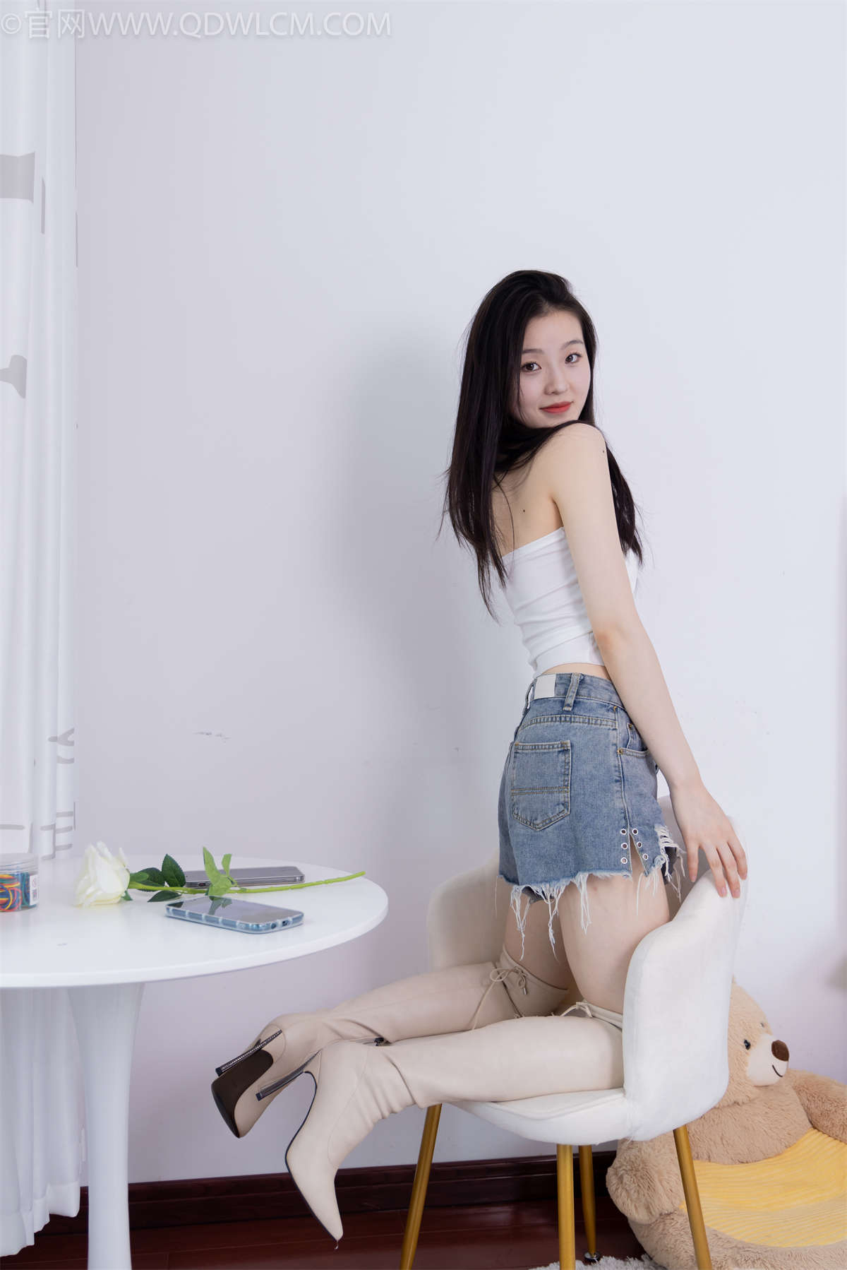 物恋传媒 NO.2145 青柠-眷恋温存-日更街拍