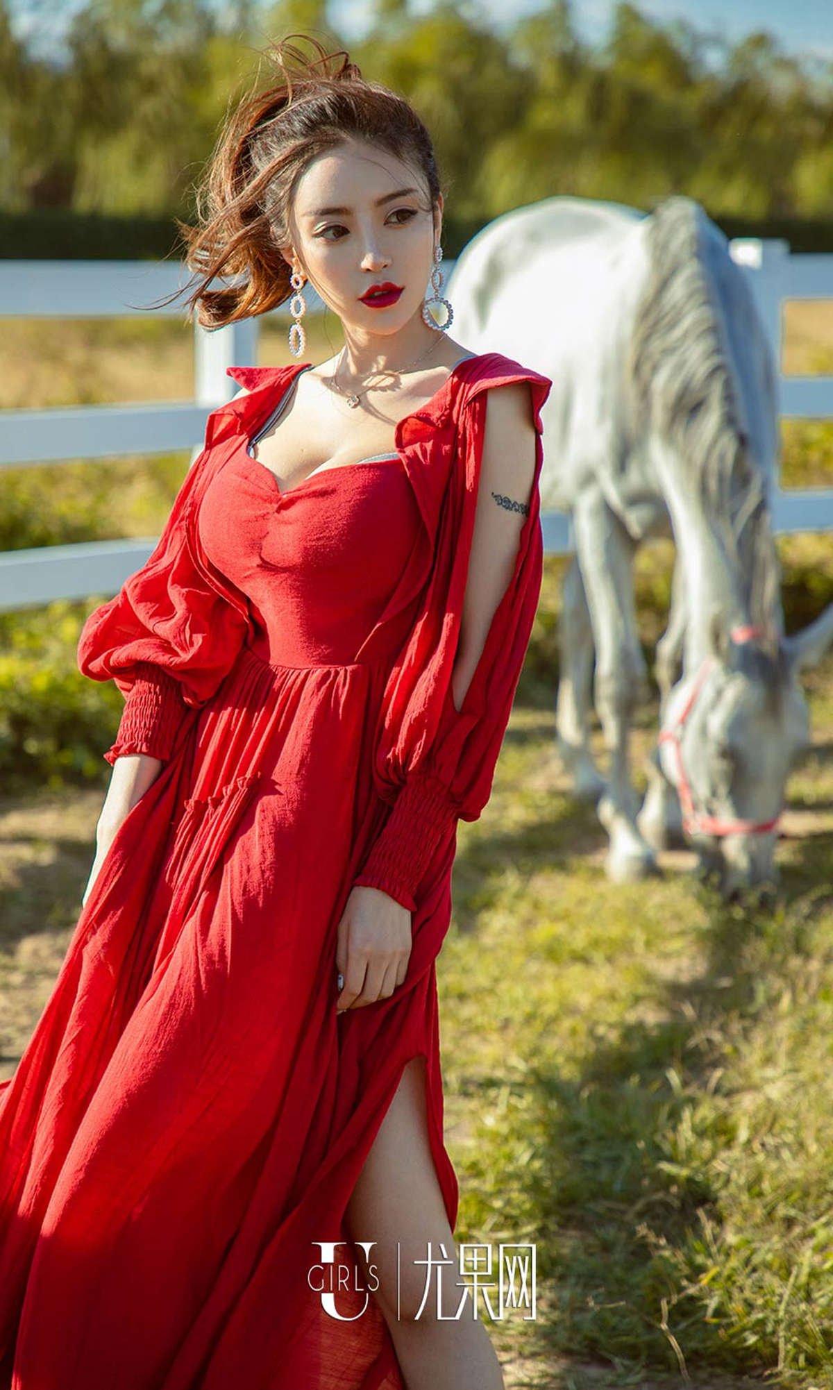 图片[2]-Ugirls爱尤物 NO.1247 陈思琪 踏秋-日更街拍