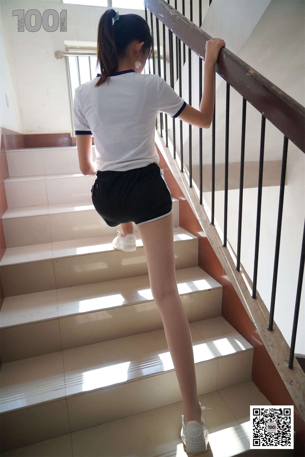 图片[2]-IESS异思趣向 一千零一夜144 西瓜 拥抱阳光1-日更街拍