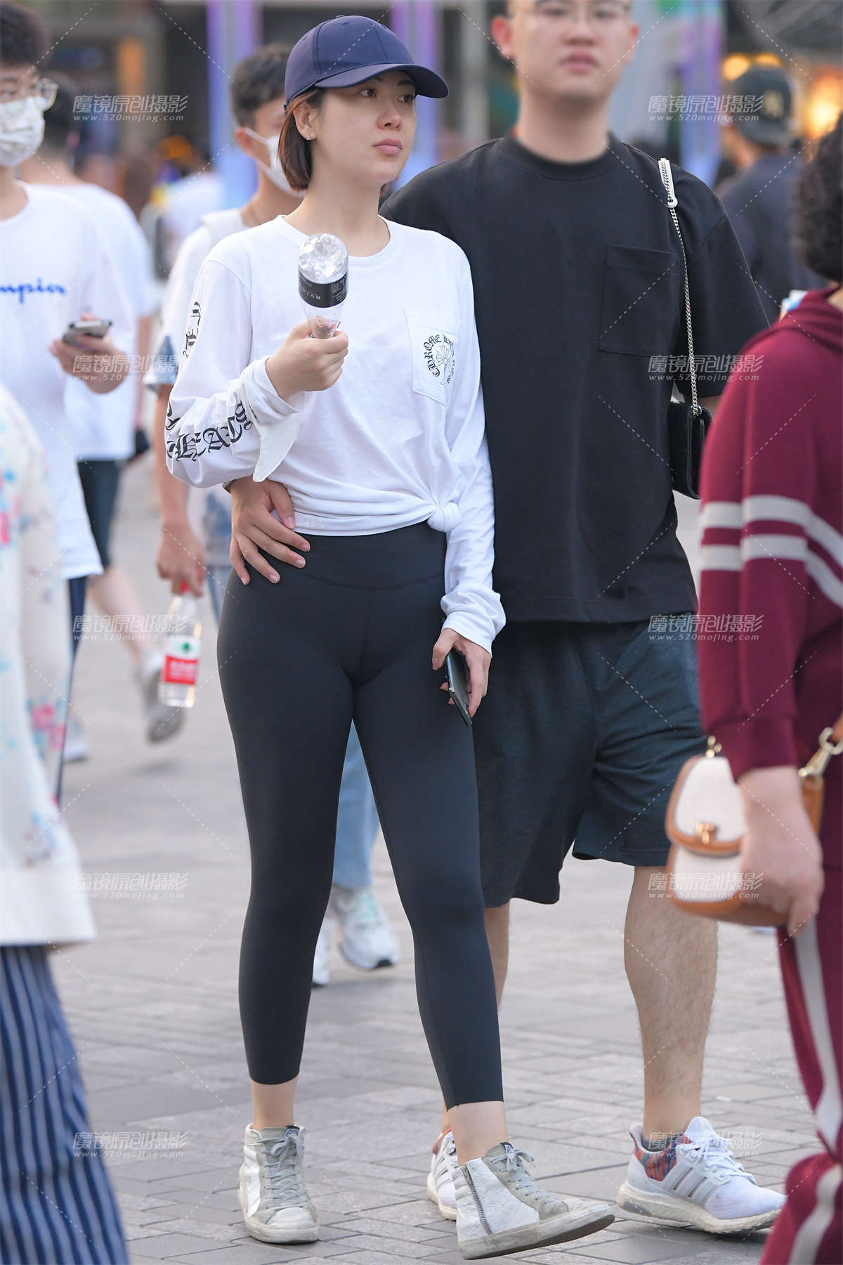 【红石赛贴】紧身裤美女-日更街拍