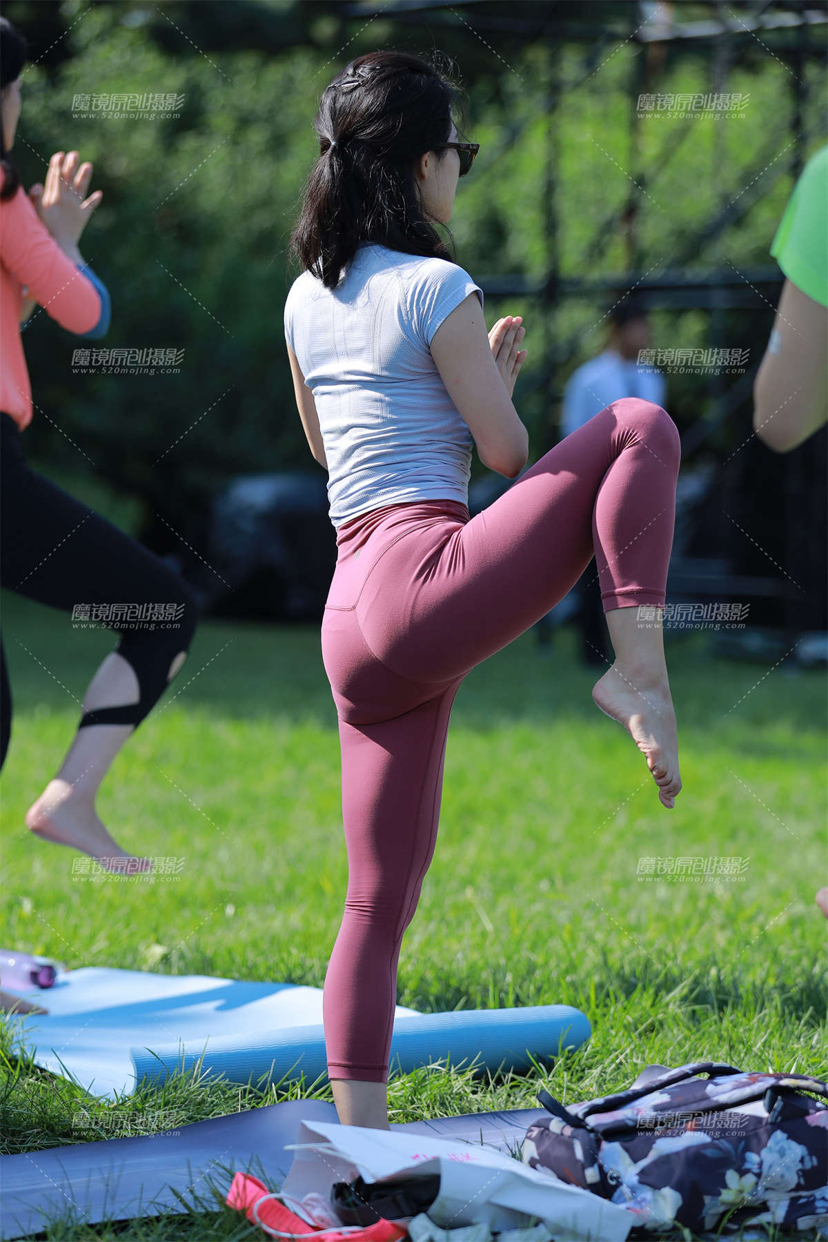 图片[2]-【小默赛帖】第1482篇★性感的扭摆★-日更街拍