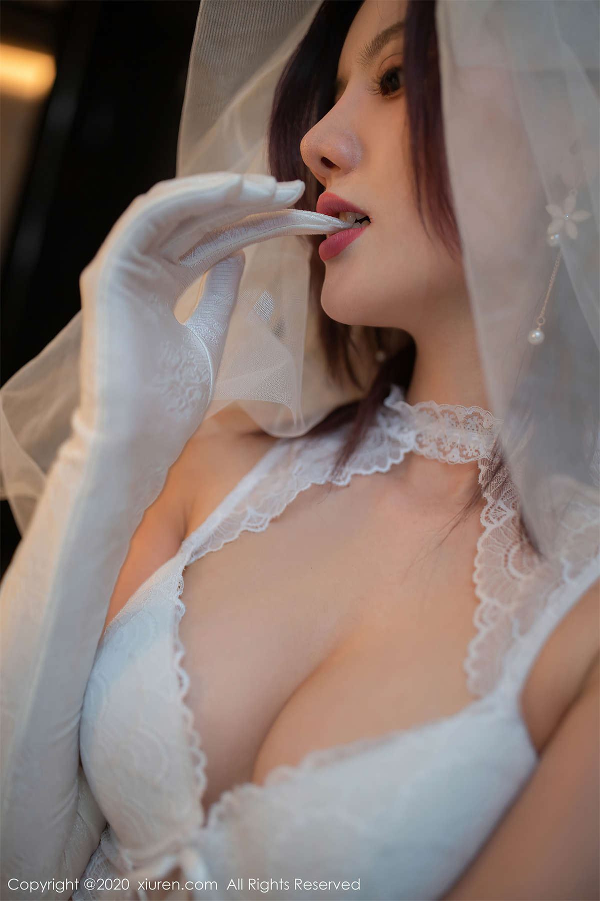 图片[2]-Xiuren秀人网 2020.08.13 NO.2442 就是阿朱啊-日更街拍