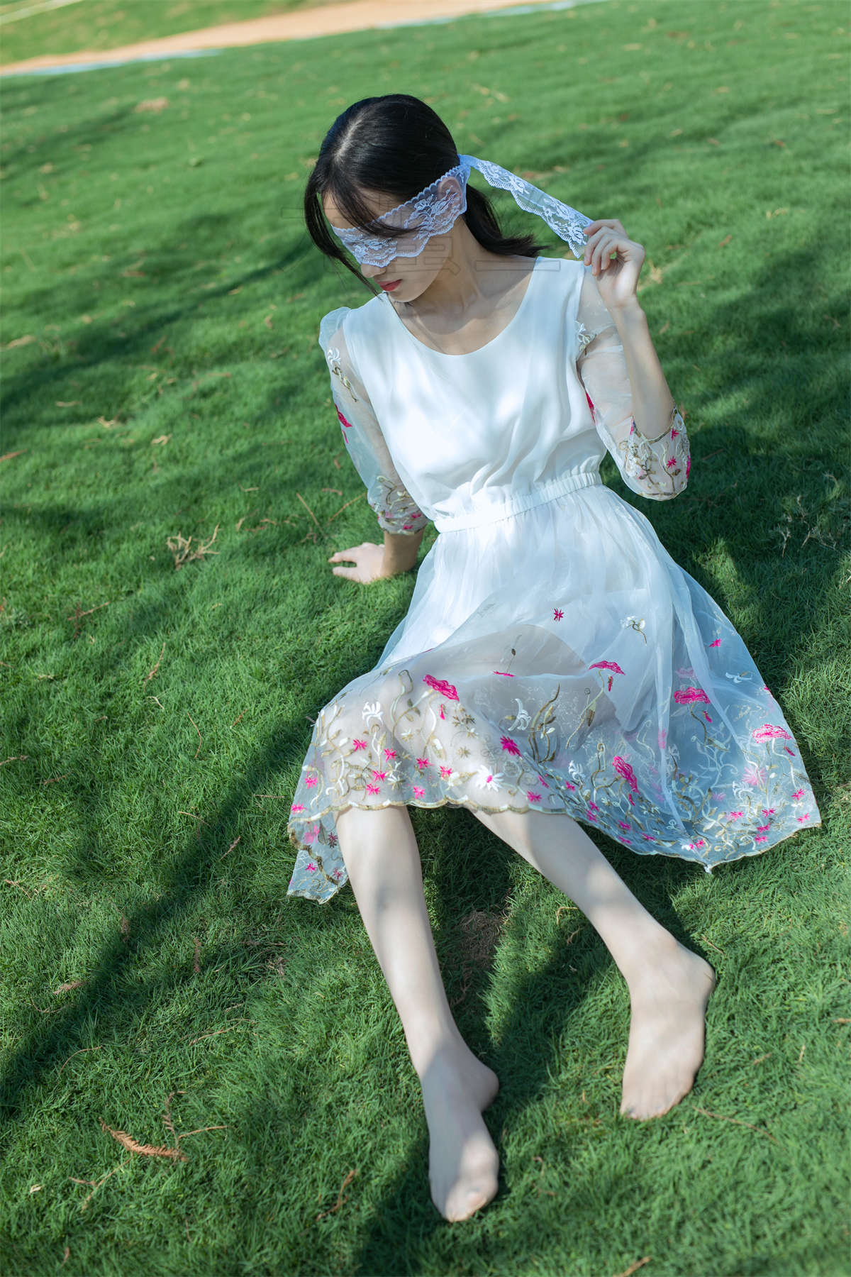 图片[2]-尤蜜丝 No.004 穿搭写真-日更街拍