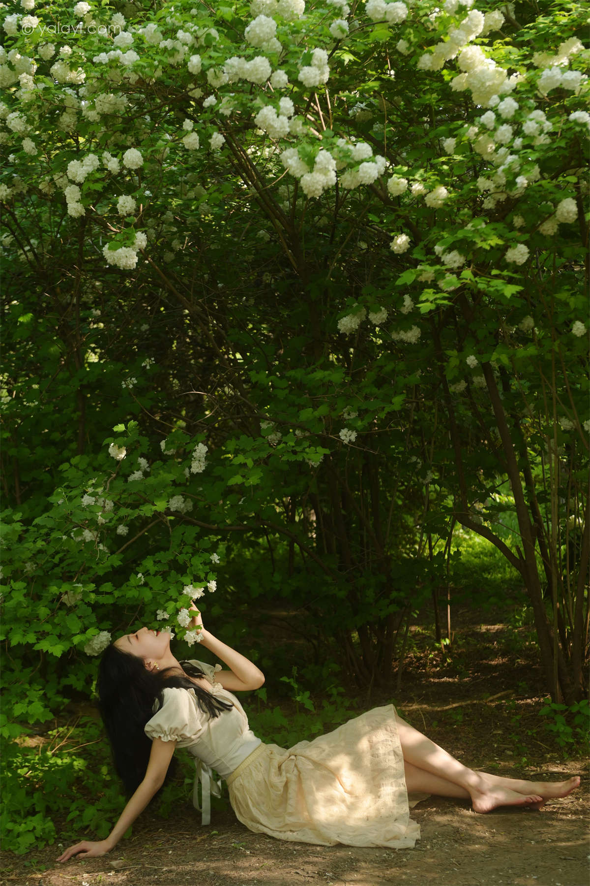 YALAYI雅拉伊2022.06.15 NO.944 气息 佳佳-日更街拍