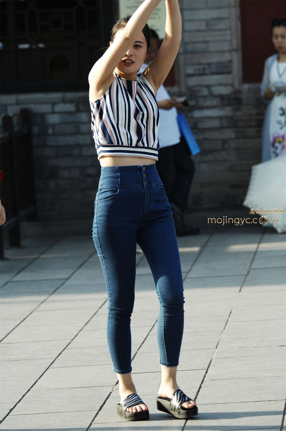 图片[2]-2016-09-05低腰牛仔裤妹妹8张-日更街拍