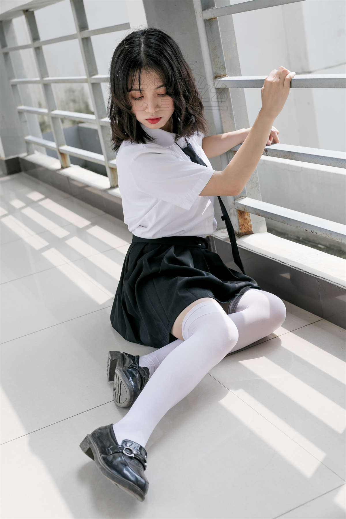 图片[2]-尤蜜丝 No.005 穿搭写真-日更街拍