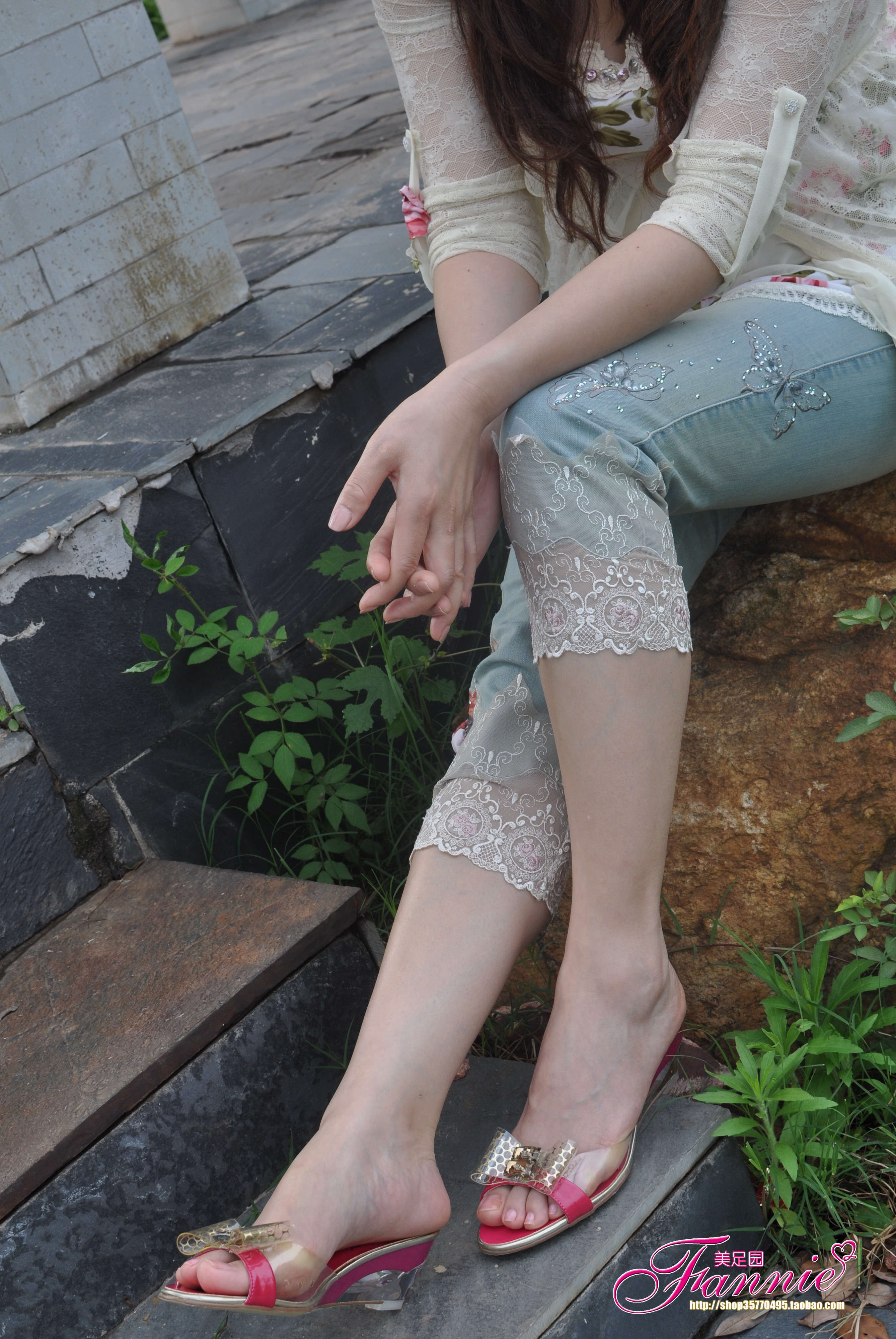 Fannie芬妮美足园NO.12 2011周年特辑（裸足2）-日更街拍