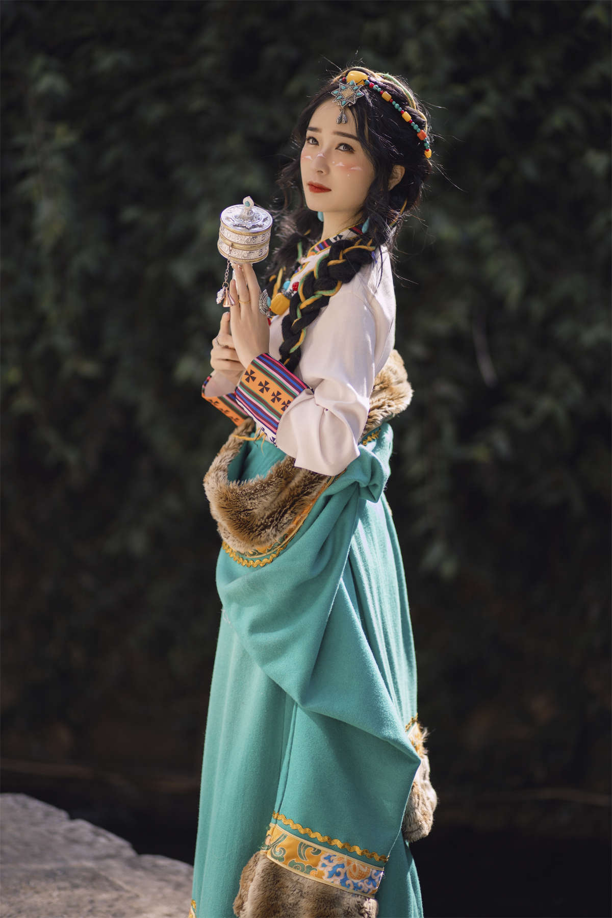 YITUYU艺图语 2023.04.06 藏族卓玛 冯欢-日更街拍