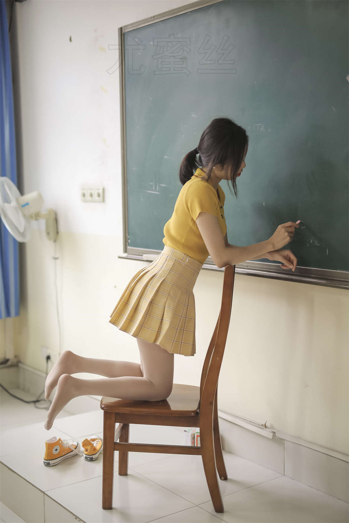 图片[2]-尤蜜丝 No.010 穿搭写真-日更街拍