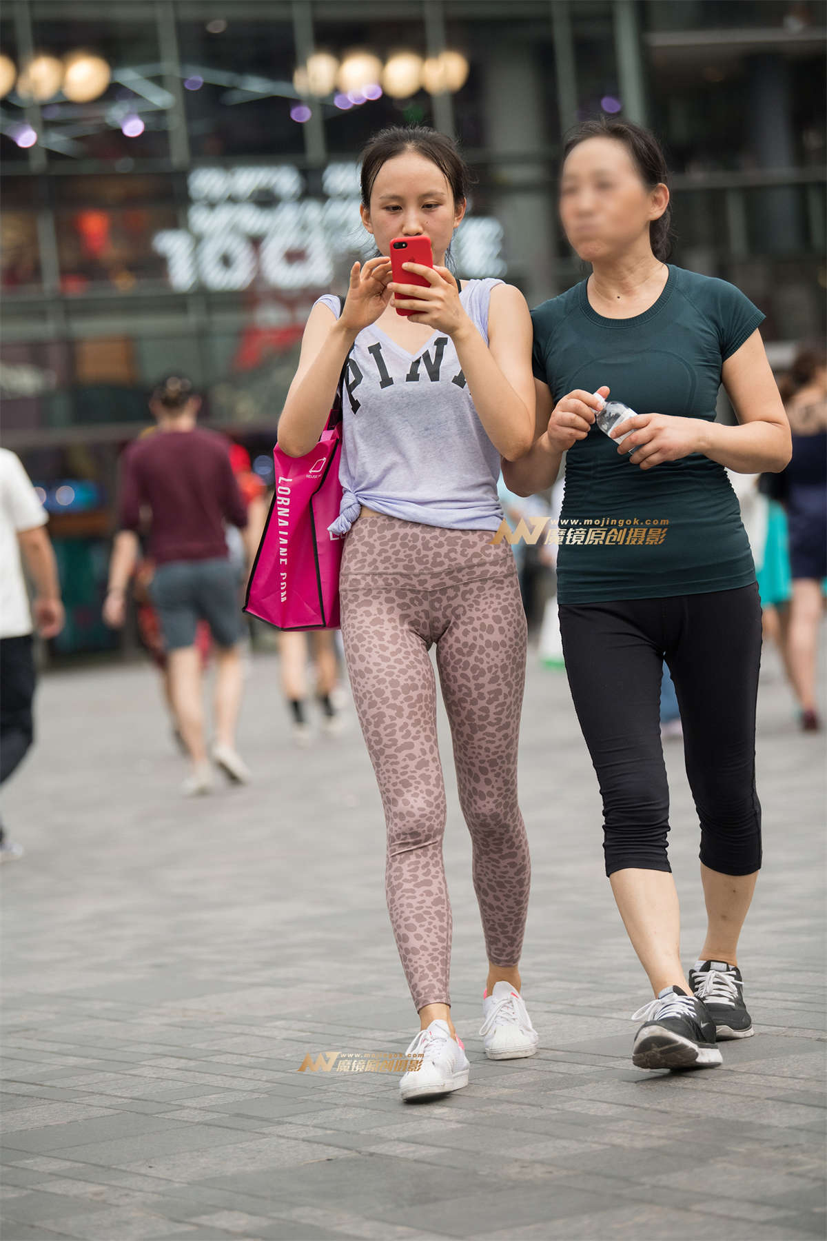 【一只傻麋鹿赛帖】罕见的豹点紧身弹力裤-日更街拍