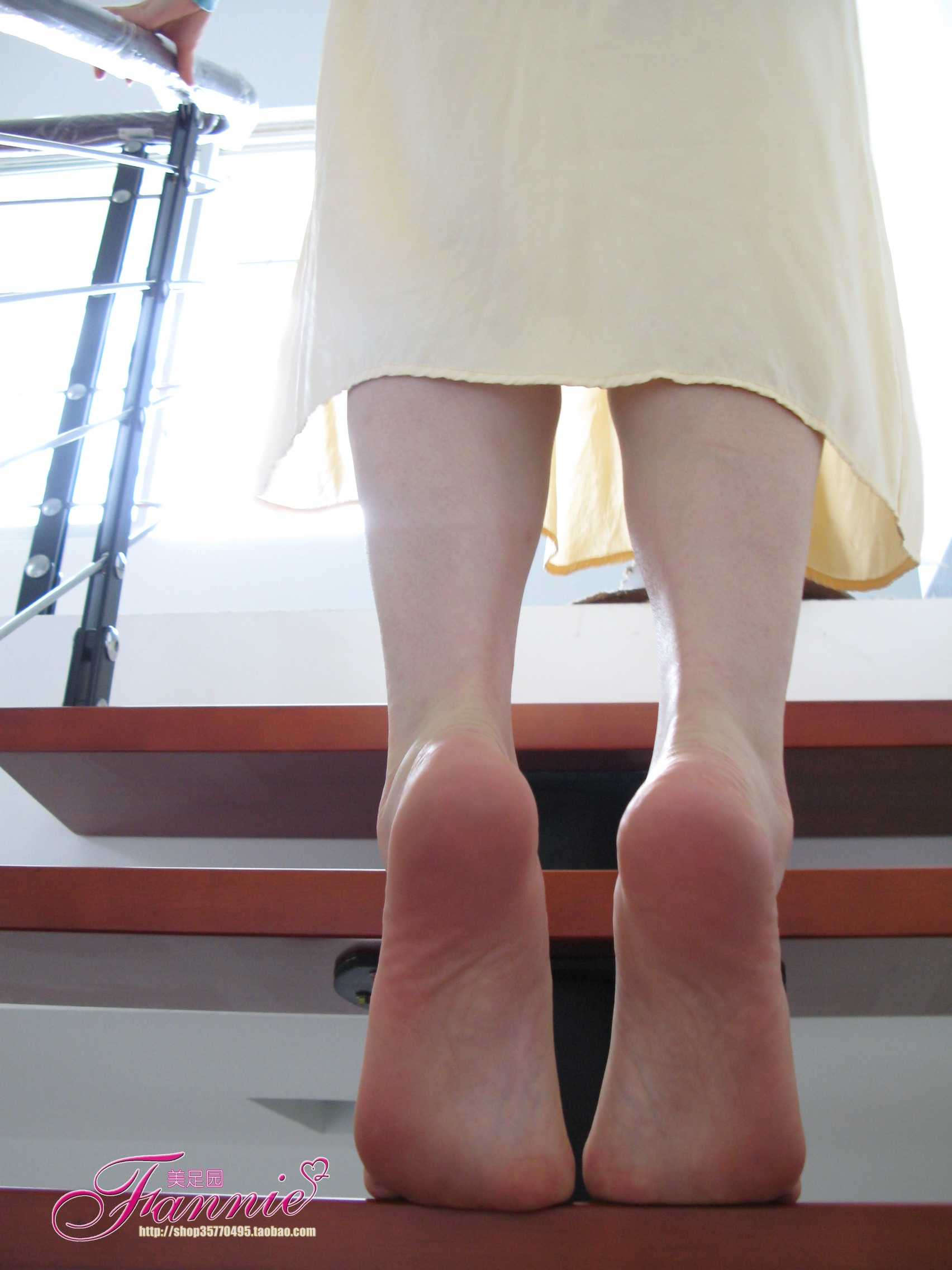 图片[2]-Fannie芬妮美足园NO.17 fannie原图无损压缩-日更街拍