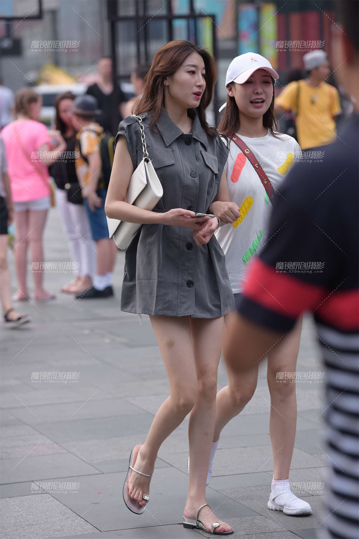 长腿美女-日更街拍