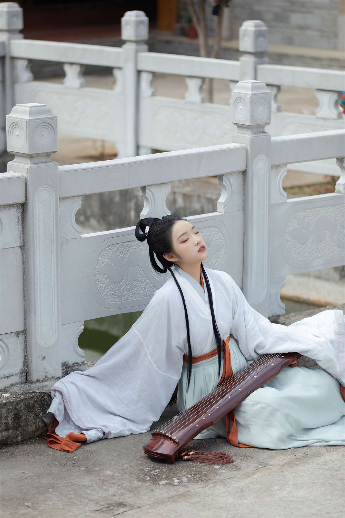 YITUYU艺图语 2023.04.06 琴君可听 姿姿插图1