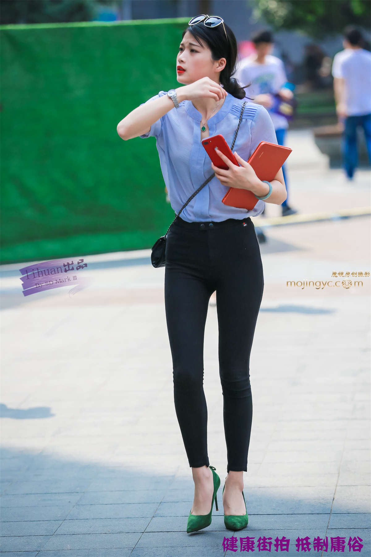 李欢原创-黑裤，丰腴（16P）-日更街拍