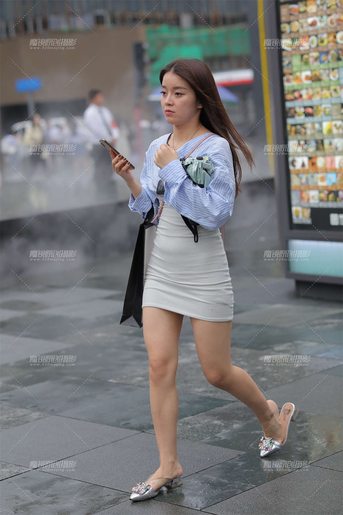 包臀裙小妹-日更街拍