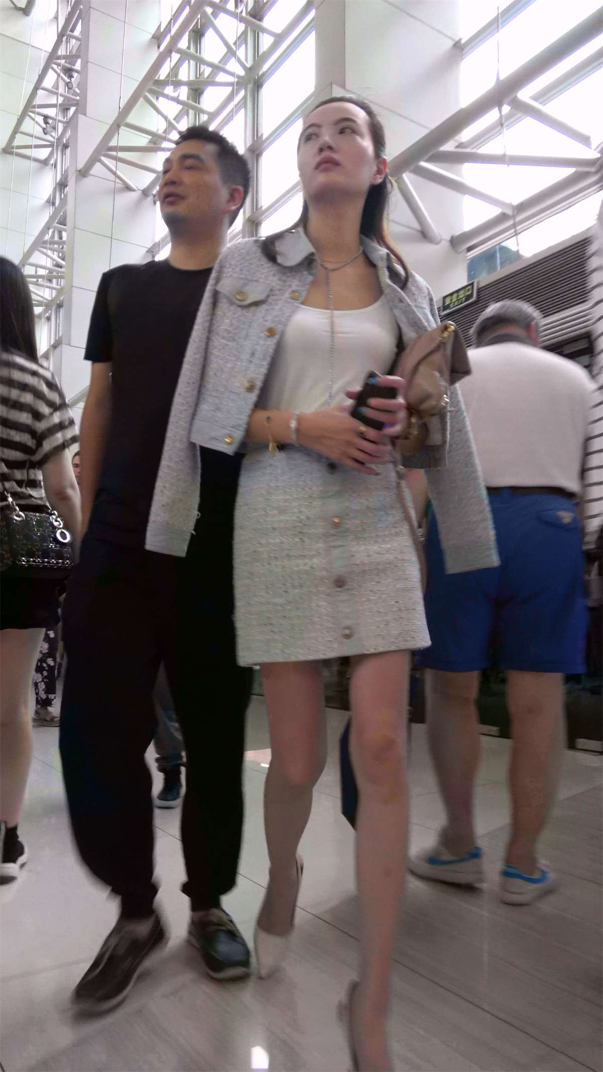 图片[2]-性感高挑美腿女神姐姐-日更街拍