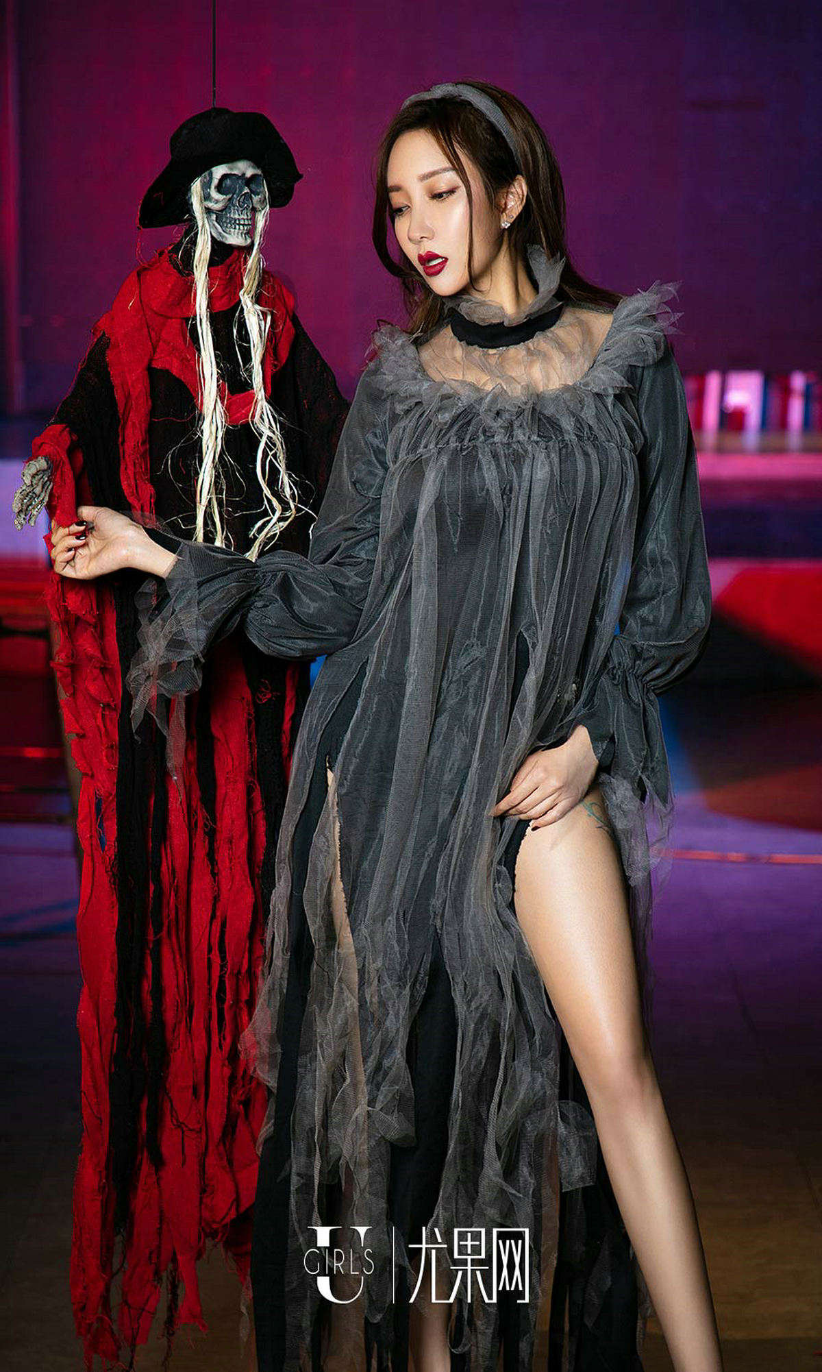 Ugirls爱尤物 NO.1261 苏可可&松果儿 腰精胸猛-日更街拍