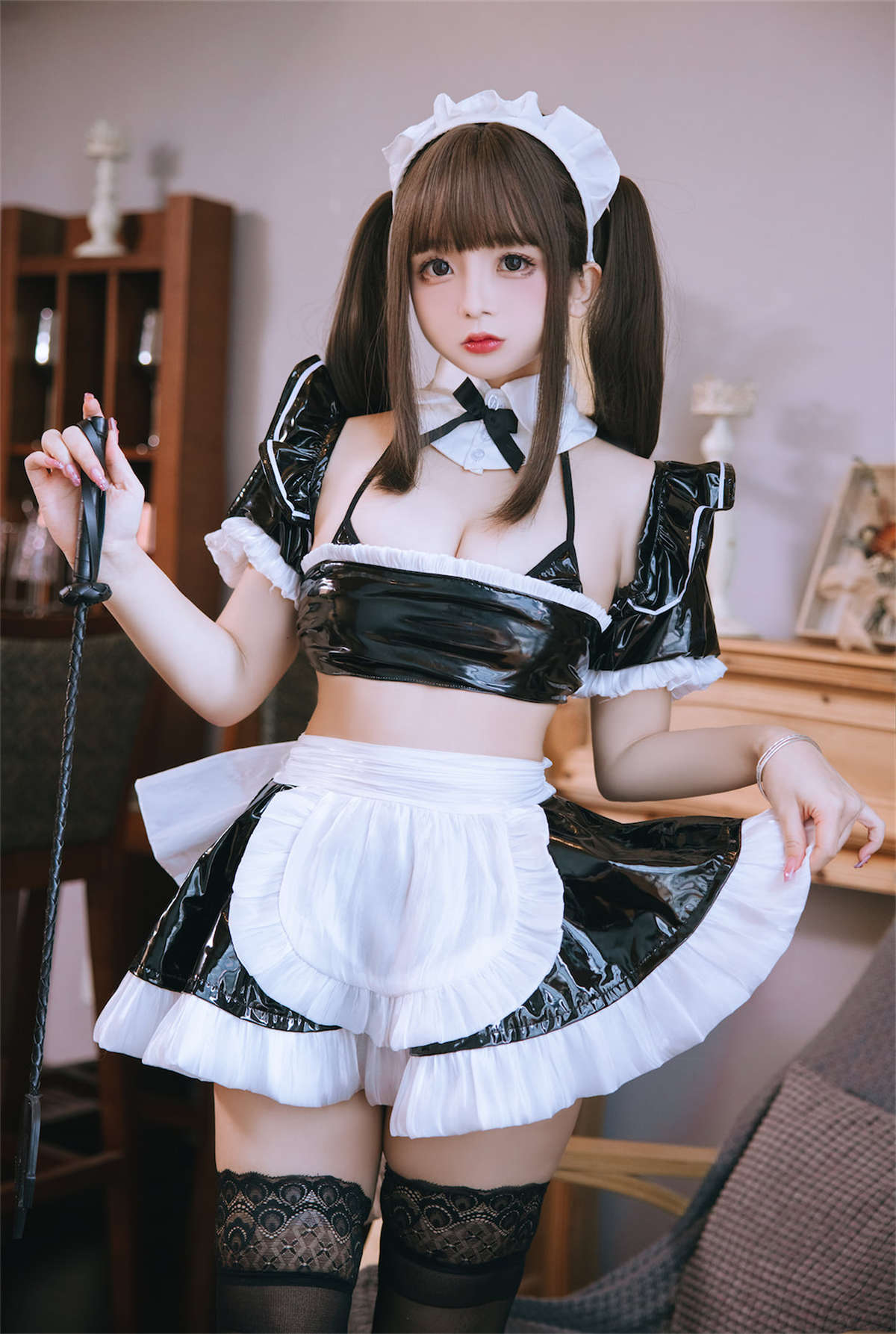 椎名莜 No.90 皮质女仆-日更街拍