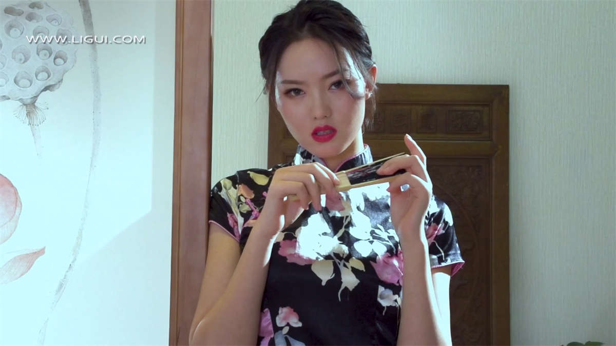 Ligui丽柜视频 2020.05.12 花漾年华 敏儿-日更街拍