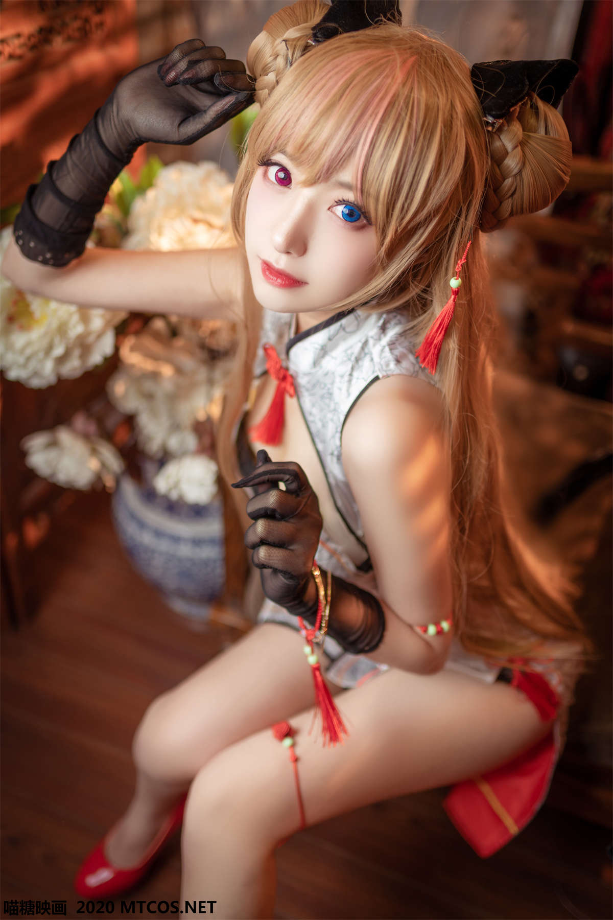 图片[2]-喵糖映画 HML.011 蜂糖花旗袍-日更街拍