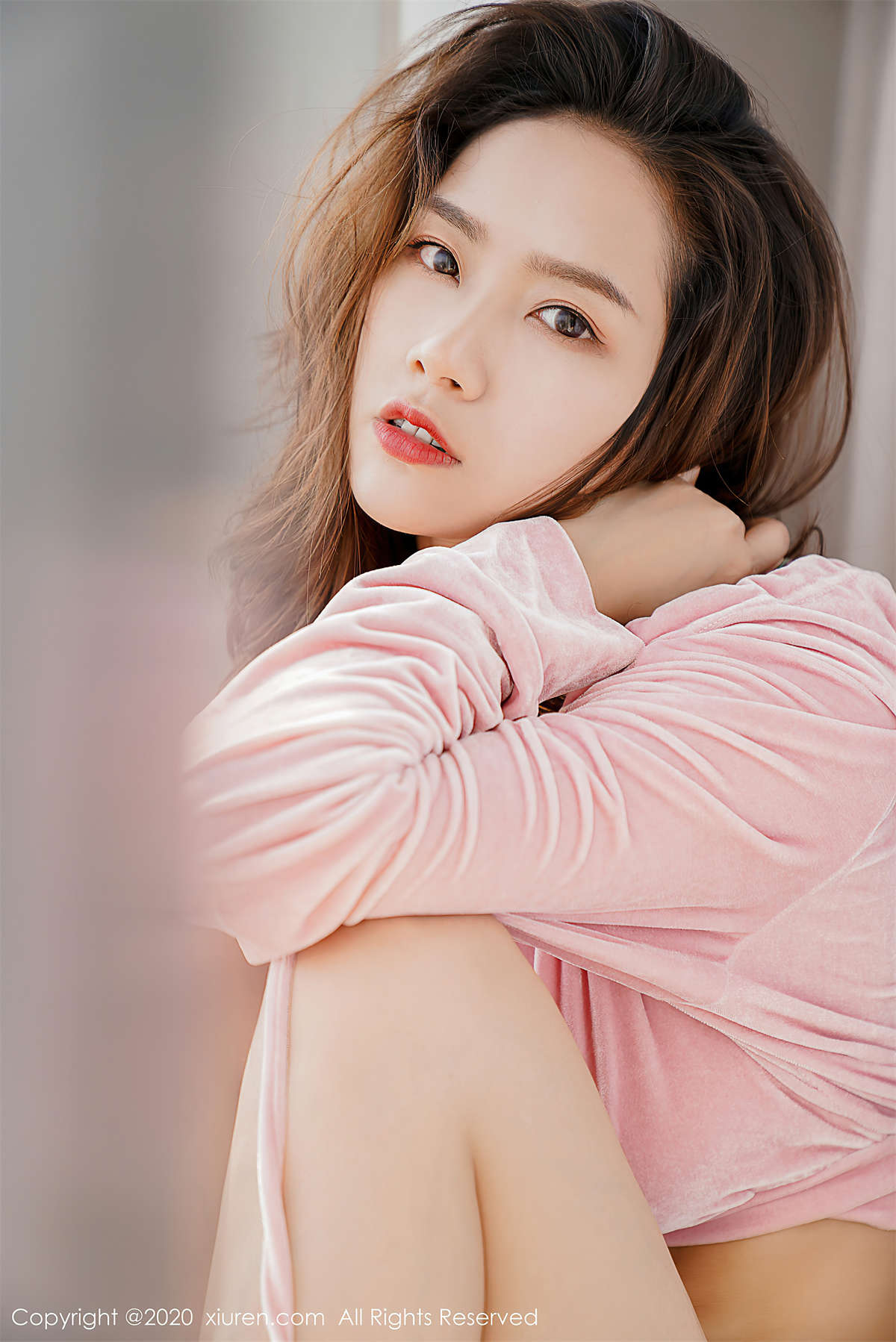 图片[2]-Xiuren秀人网 2020.08.18 NO.2456 方子萱-日更街拍