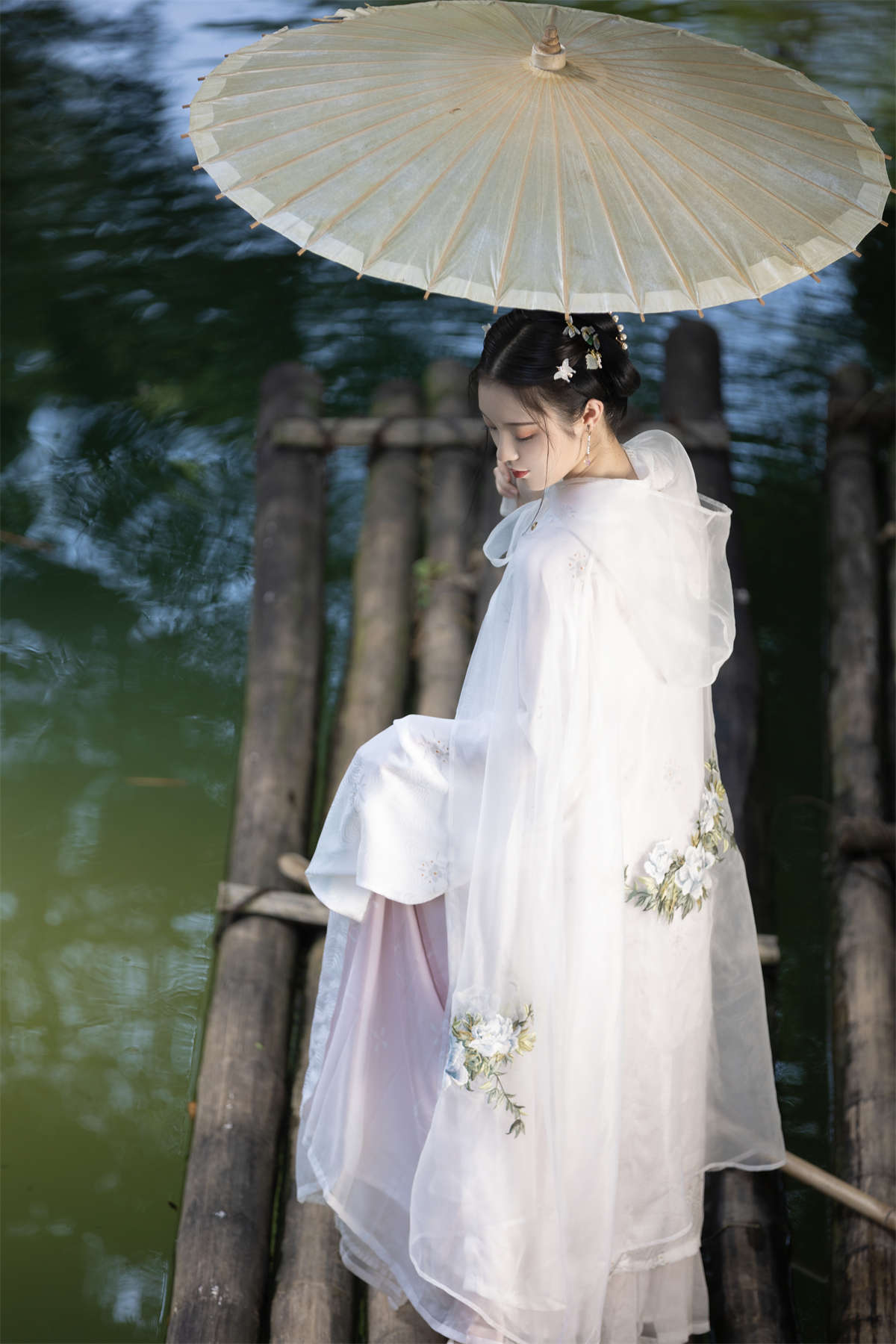 YITUYU艺图语 2022.09.17 山涧 七霓巳猫-插图1