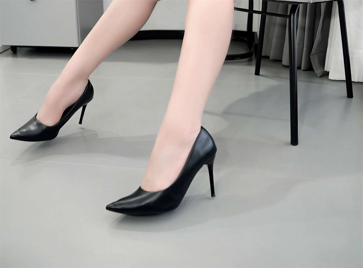 图片[2]-Feilin嗲囡囡 2024.11.04 VOL.480 雅茹老师-日更街拍