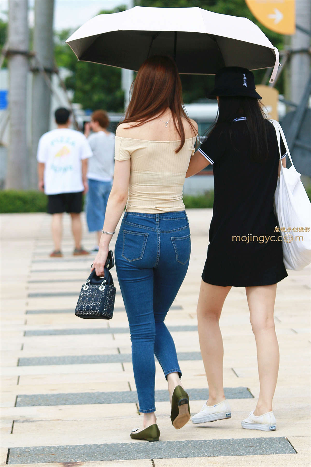 图片[2]-极品紧牛-日更街拍