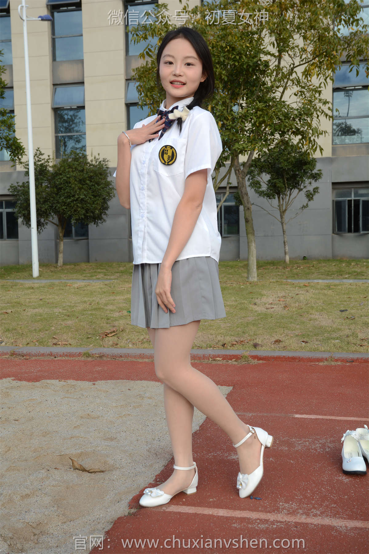 图片[2]-初夏女神 NO.119 双双 秋季玩沙-日更街拍