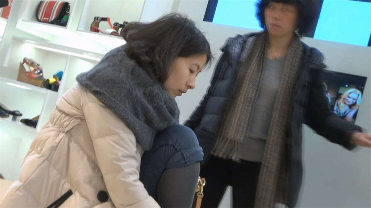 图片[2]-商场试鞋-日更街拍