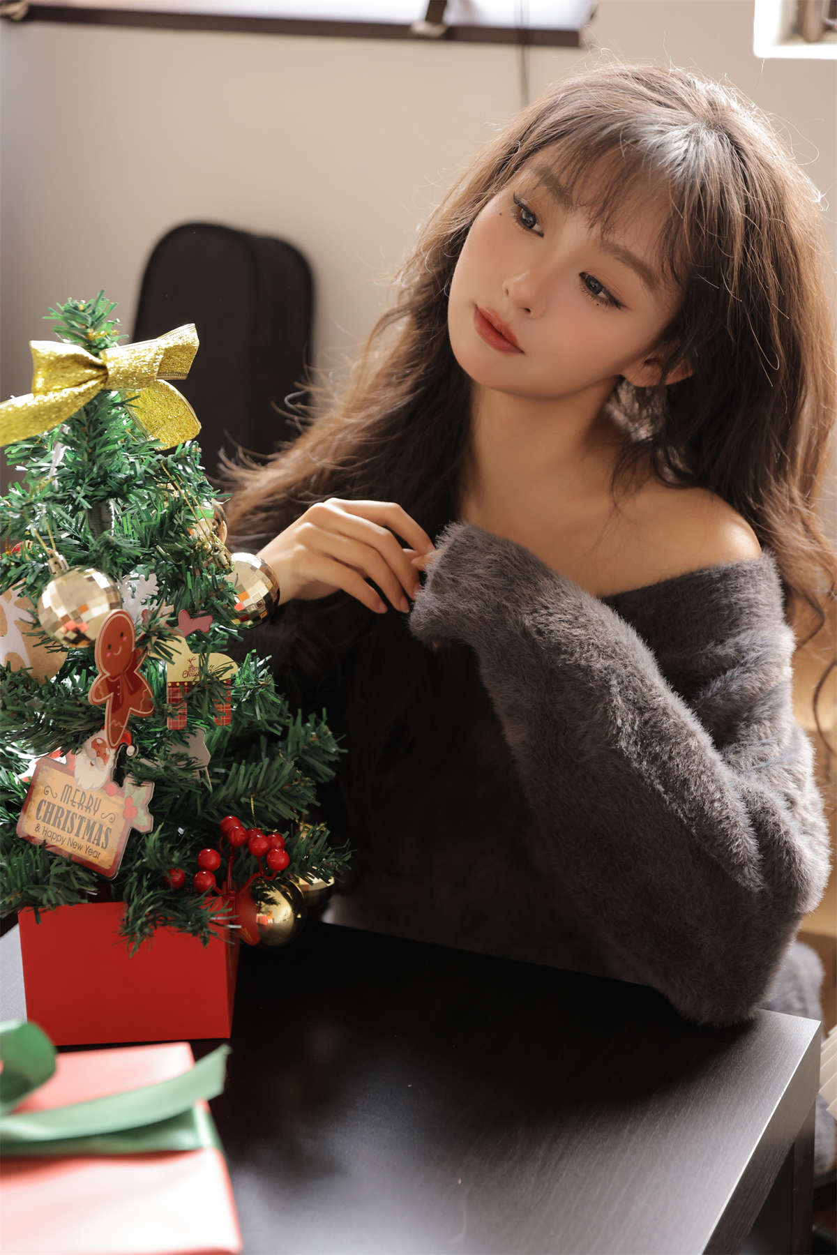 YITUYU艺图语 2023.11.28 圣诞 一条懒虫插图1