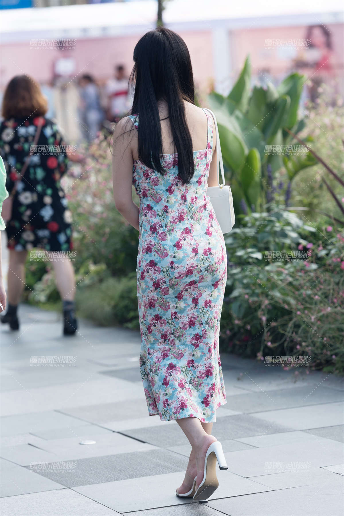 图片[2]-包臀裙美女-日更街拍